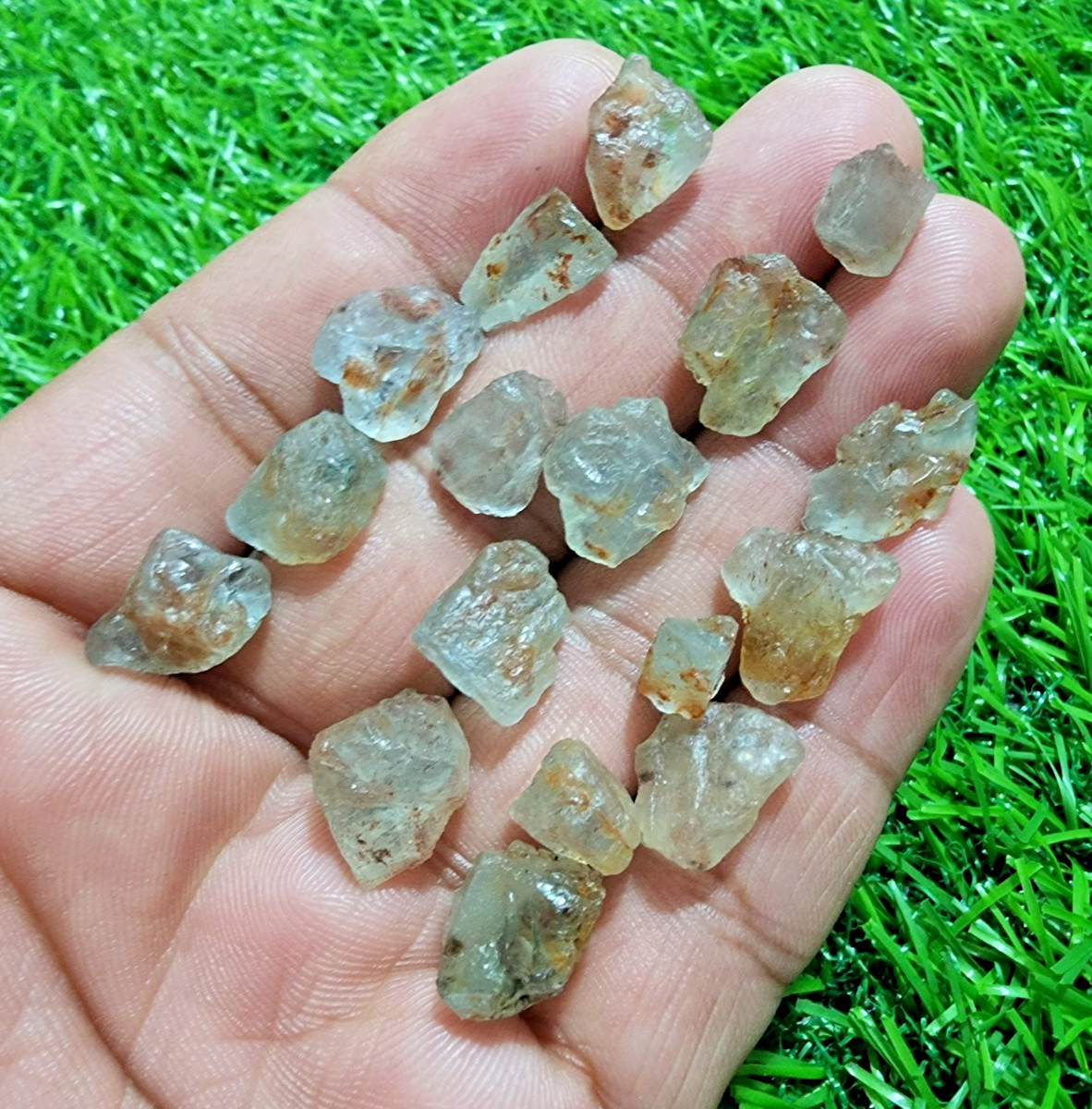 Unique Aquamarine Helidore Gemstone Rough 17Pcs Lot 8-12mm Aquamarine Raw Stones