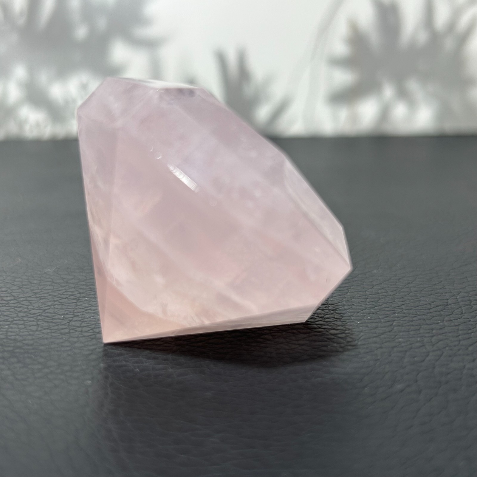 95g Nature Rose Quartz Diamond Shape Carving Rose Quartz Sculpture G7795