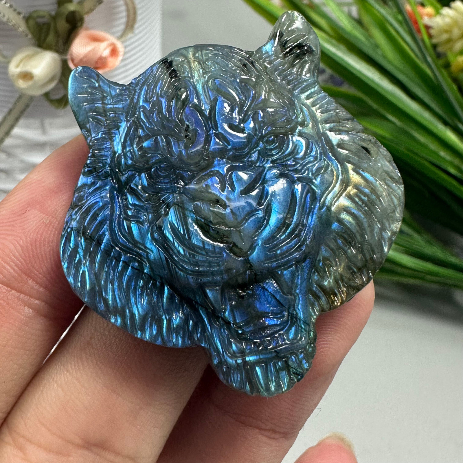 Natural Labradorite Carved Tiger Skull Quartz Skull Crystal Specimen Reiki Heal