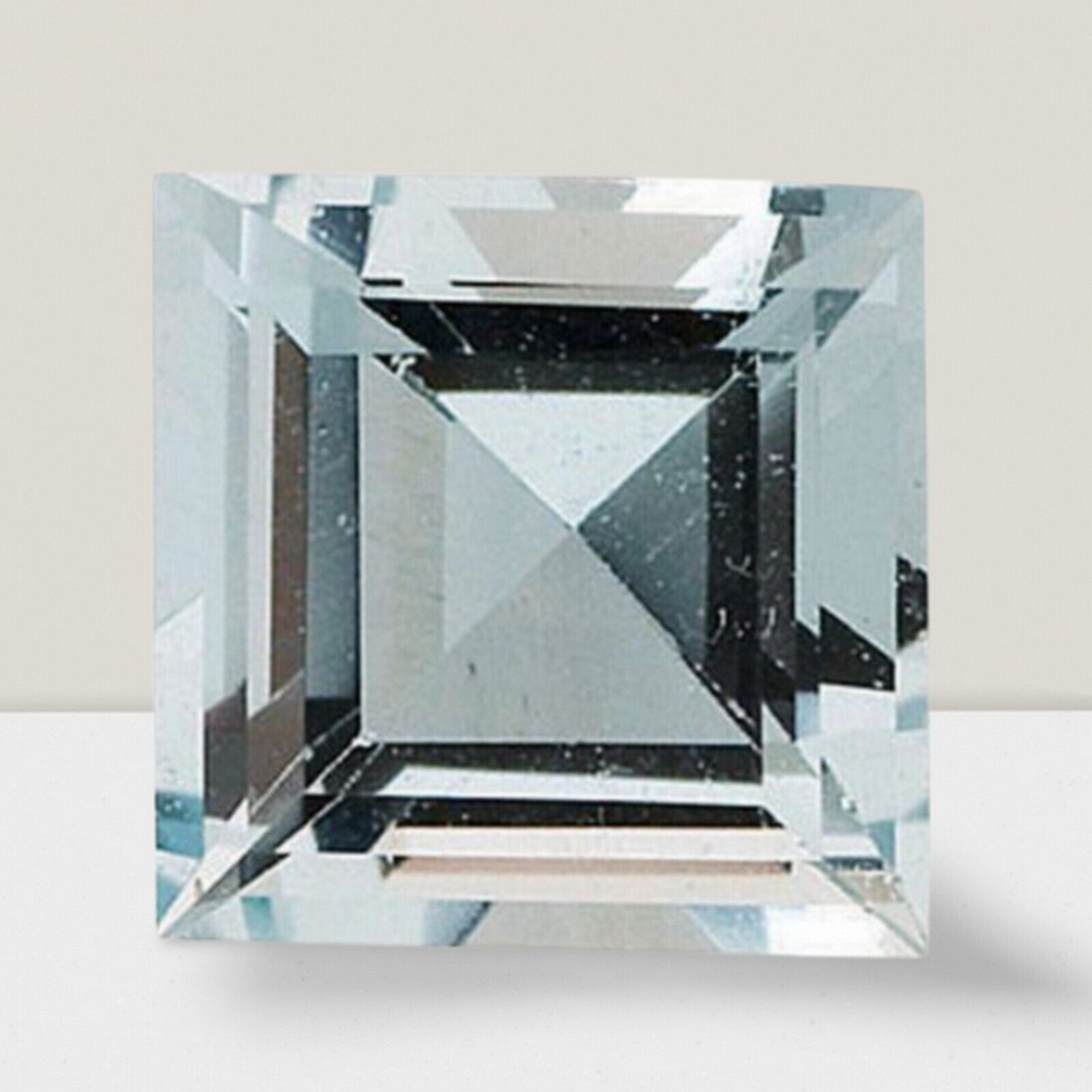 Aquamarine Square Cut Gemstone 2.1 Cts – 8 mm AAA+ Loose Gem