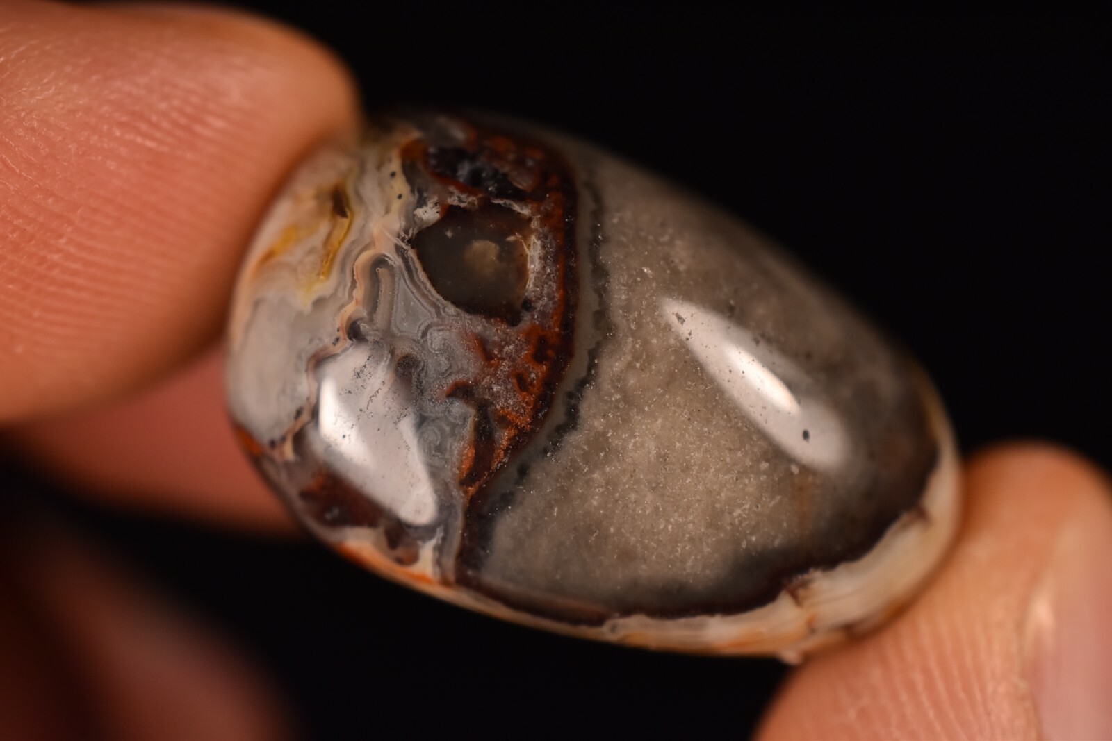 *CRAZY LACE AGATE* Tumbled Stone 2.8cm 15.7g Healing Crystal, Acceptance