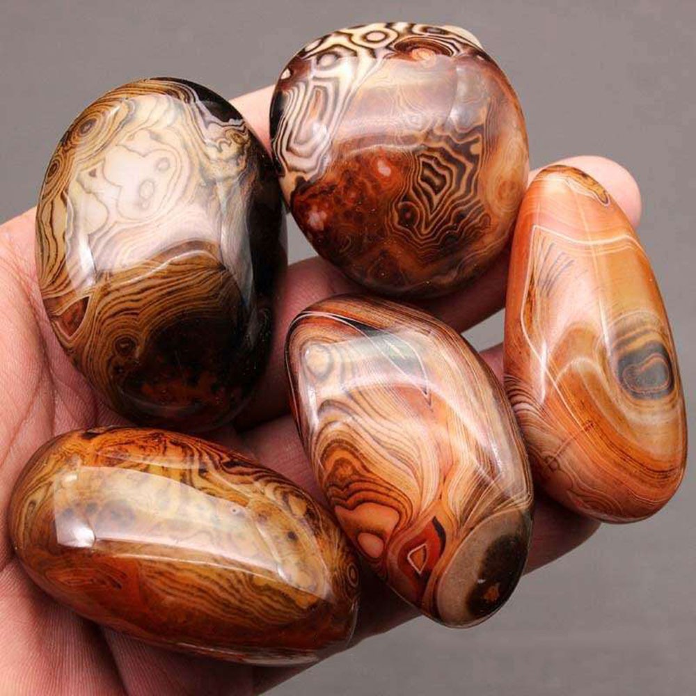 Natural 4-5cm Tumbled Silk Banded Lace Agate Crystal Sardonyx Carnelian Stone