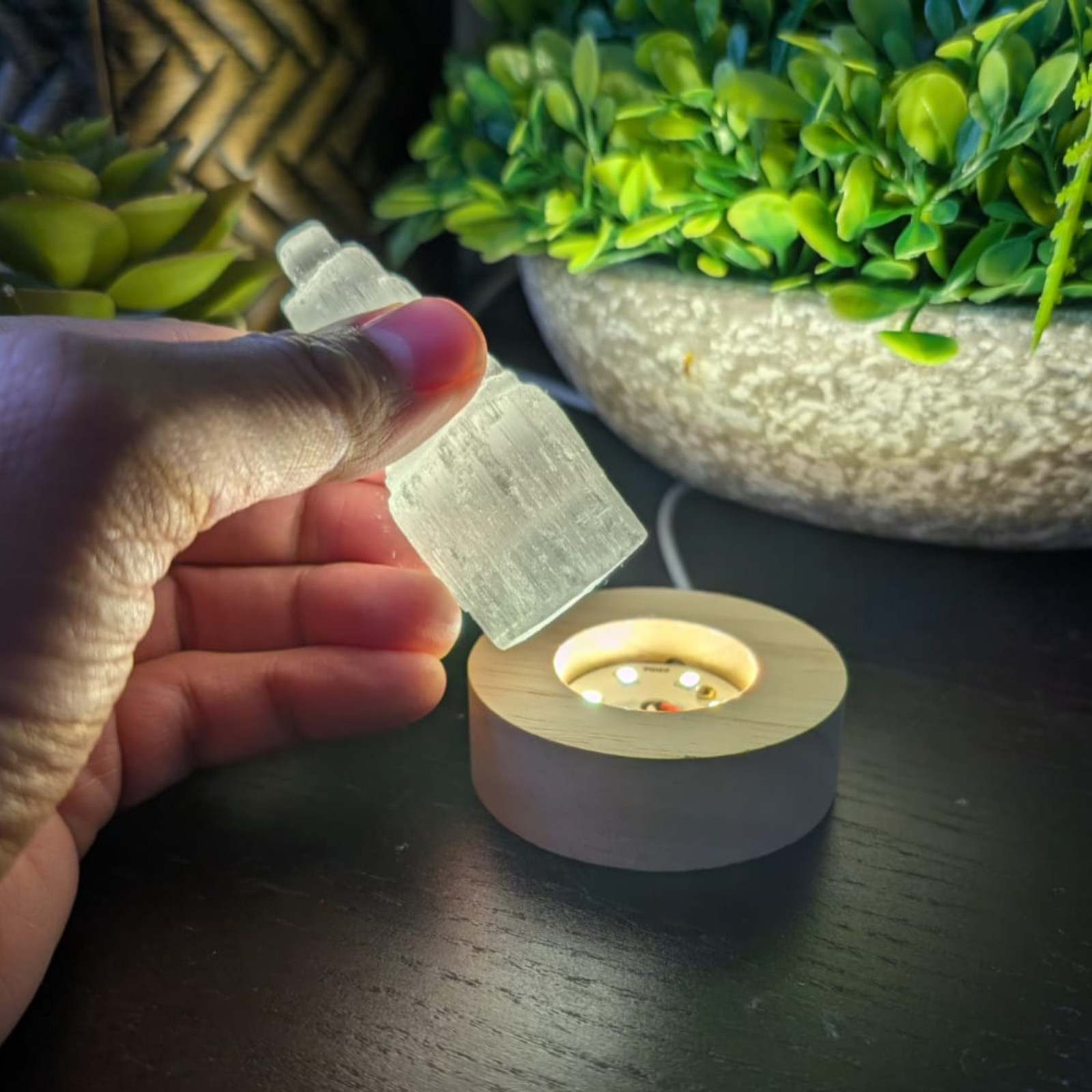 Selenite Tower USB Mini Lamp Natural Healing Crystal Night Kids Light Decor