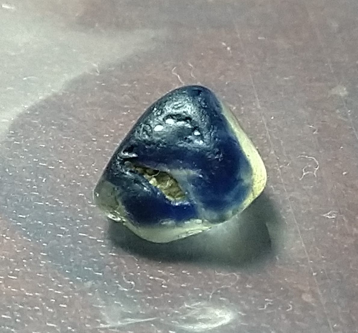 Natural Bi-Colour Sapphire 2.50ct Rough Stone Sri-Lanka.