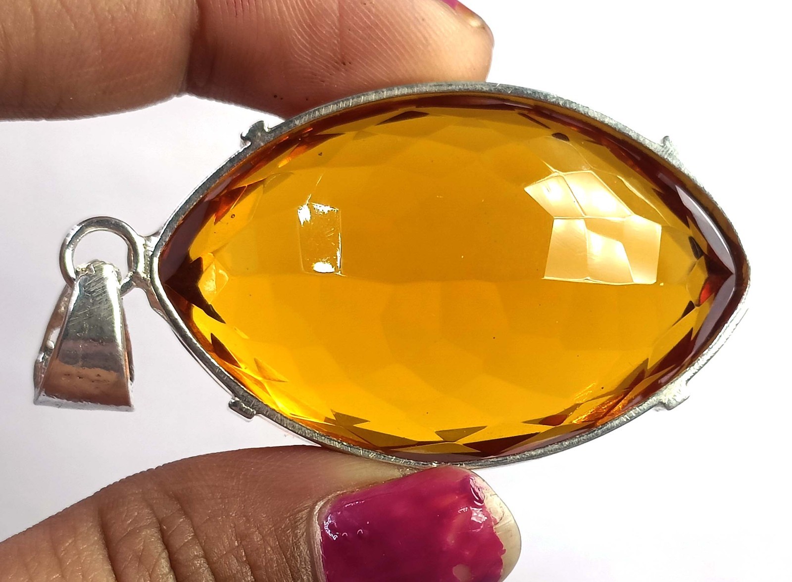 135 Ct Natural Yellow Sapphire Pendant Marquise Shape 925 Silver IGL 6FRU