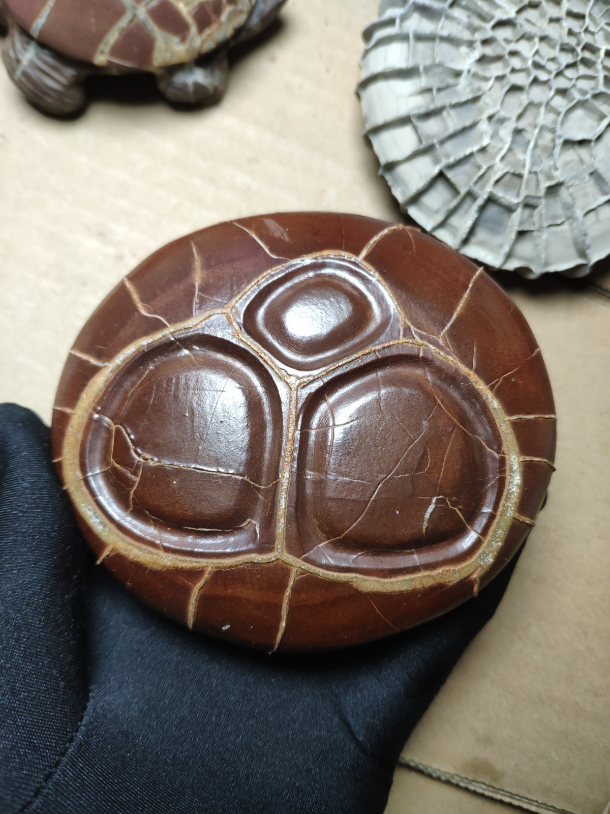 680g beautiful Natural tortoise back pattern stone Landscape stone