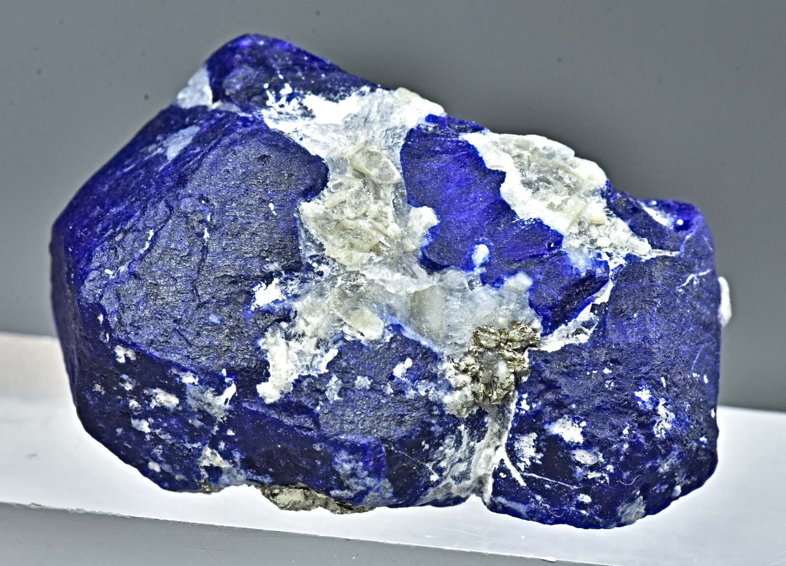 71 Carat Amazing Top Quality Terminated Lazurite Crystal With Pyrite& Forsterite