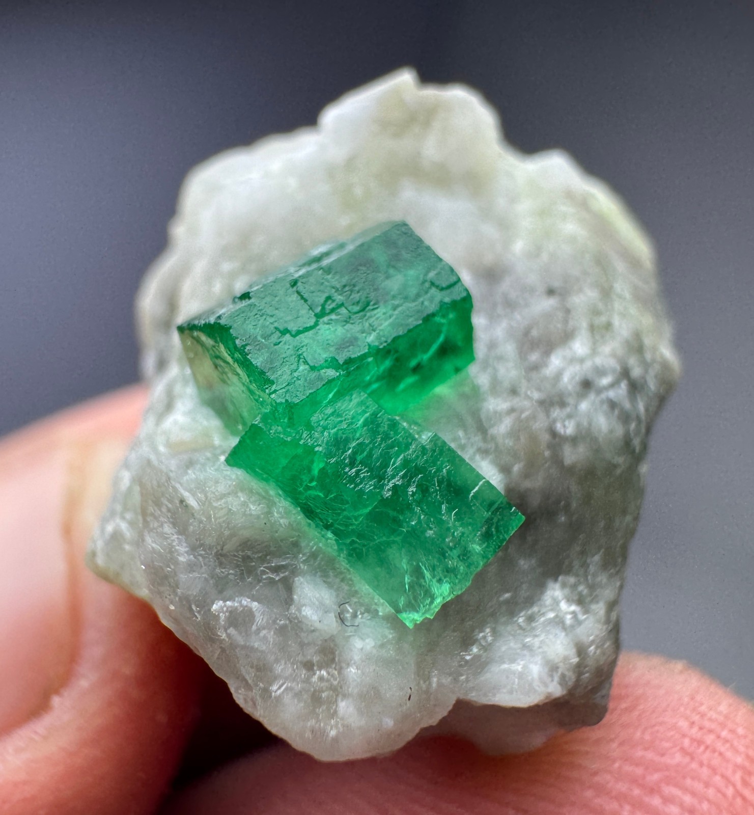 49 Ct Full Terminated Top Green Swat Emerald Crystals On Matrix From Pak