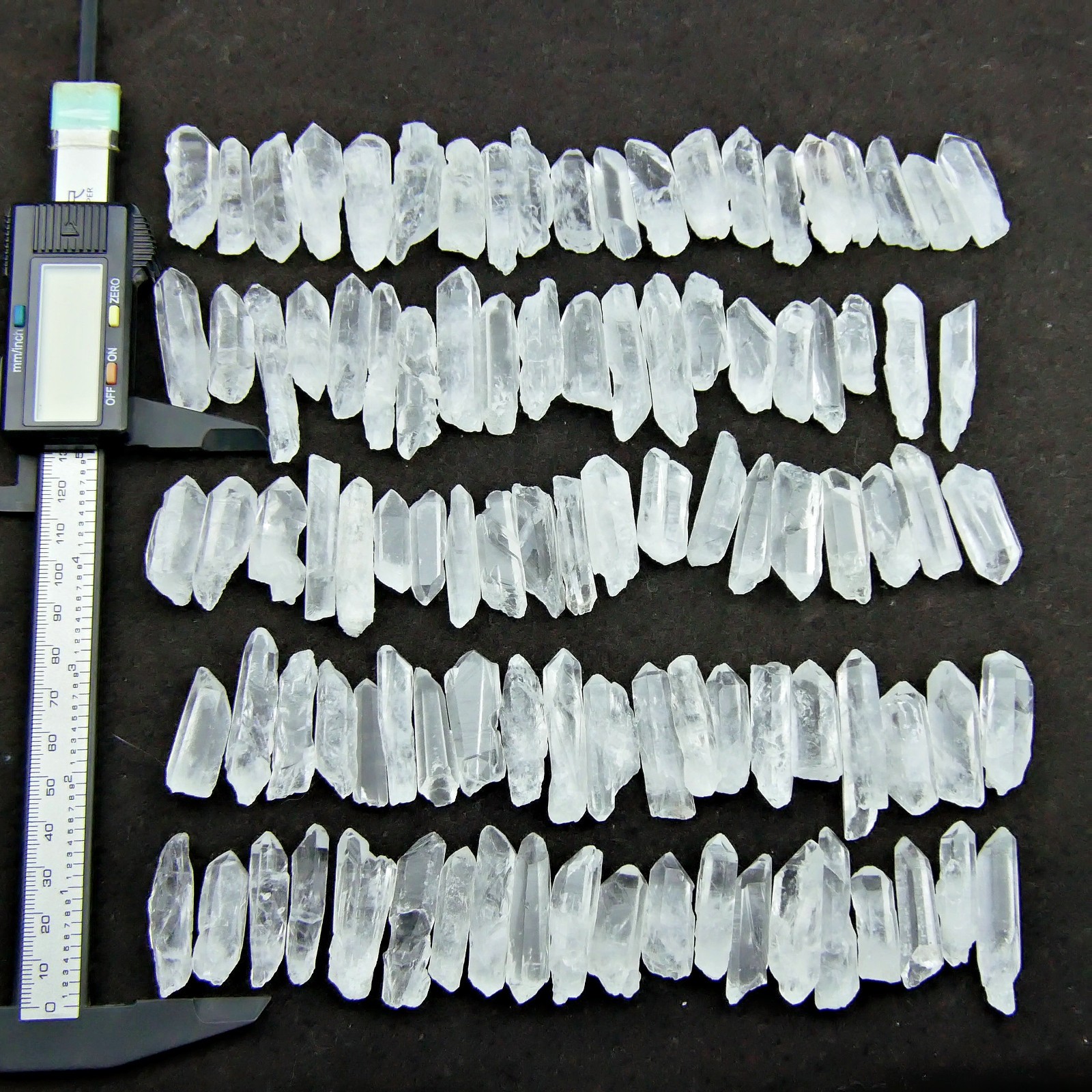 100PCS Natural Raw Clear Quartz Crystal Points Rough Wand Healing Stone Bulk Lot