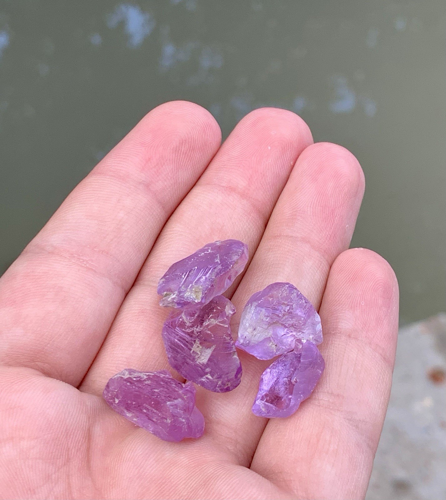 146 Ct Natural Kunzite Crystal From Afghanistan Gemmy Pink