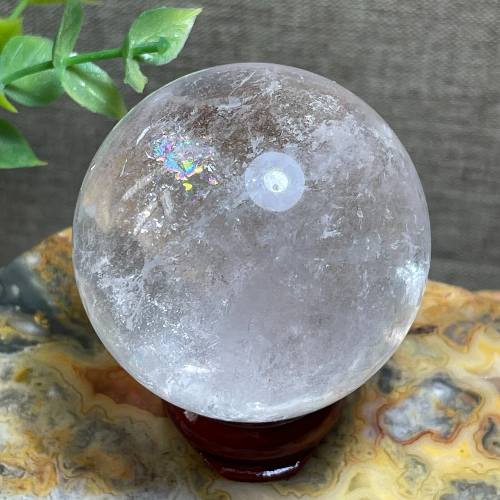 rainbow White Clear stone Sphere Ball Healing original stone decoration 113g A1