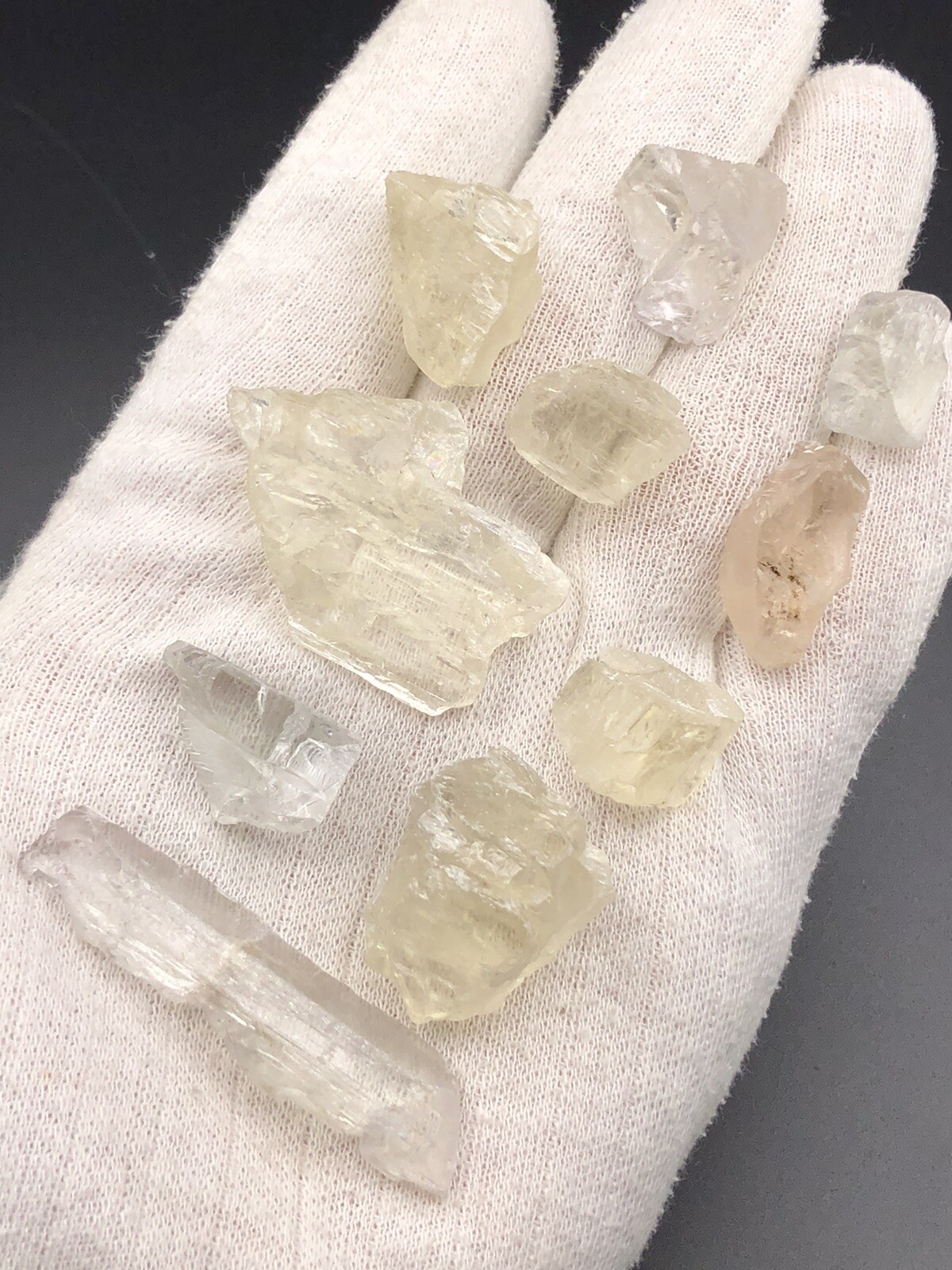 76 Grams Natural Kunzite Crystal From Afghanistan