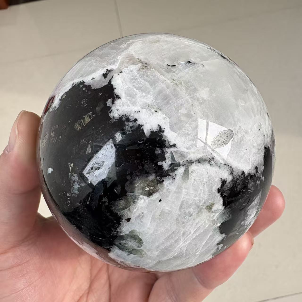 2.2LB 3.5″ Natural Black And White Moonstone Sphere Crystal Ball Healing