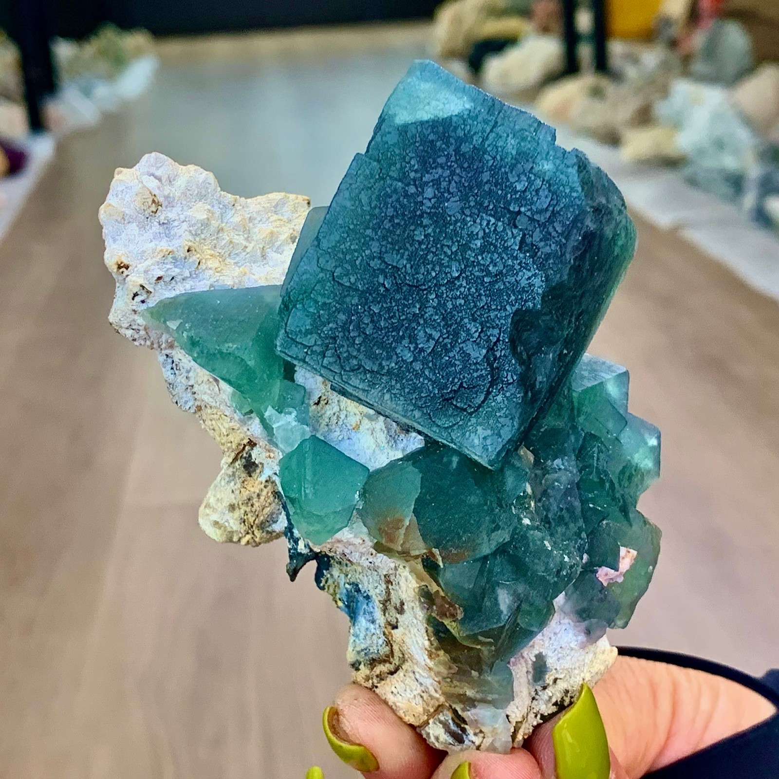 388G Rare transparent Blue green fluorite mineral crystal sample/China