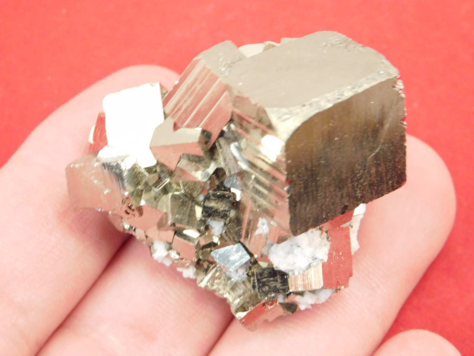 NICE! PYRITE Crystal CUBE Cluster 100% Natural Huanzala Mine Peru 74.3gr