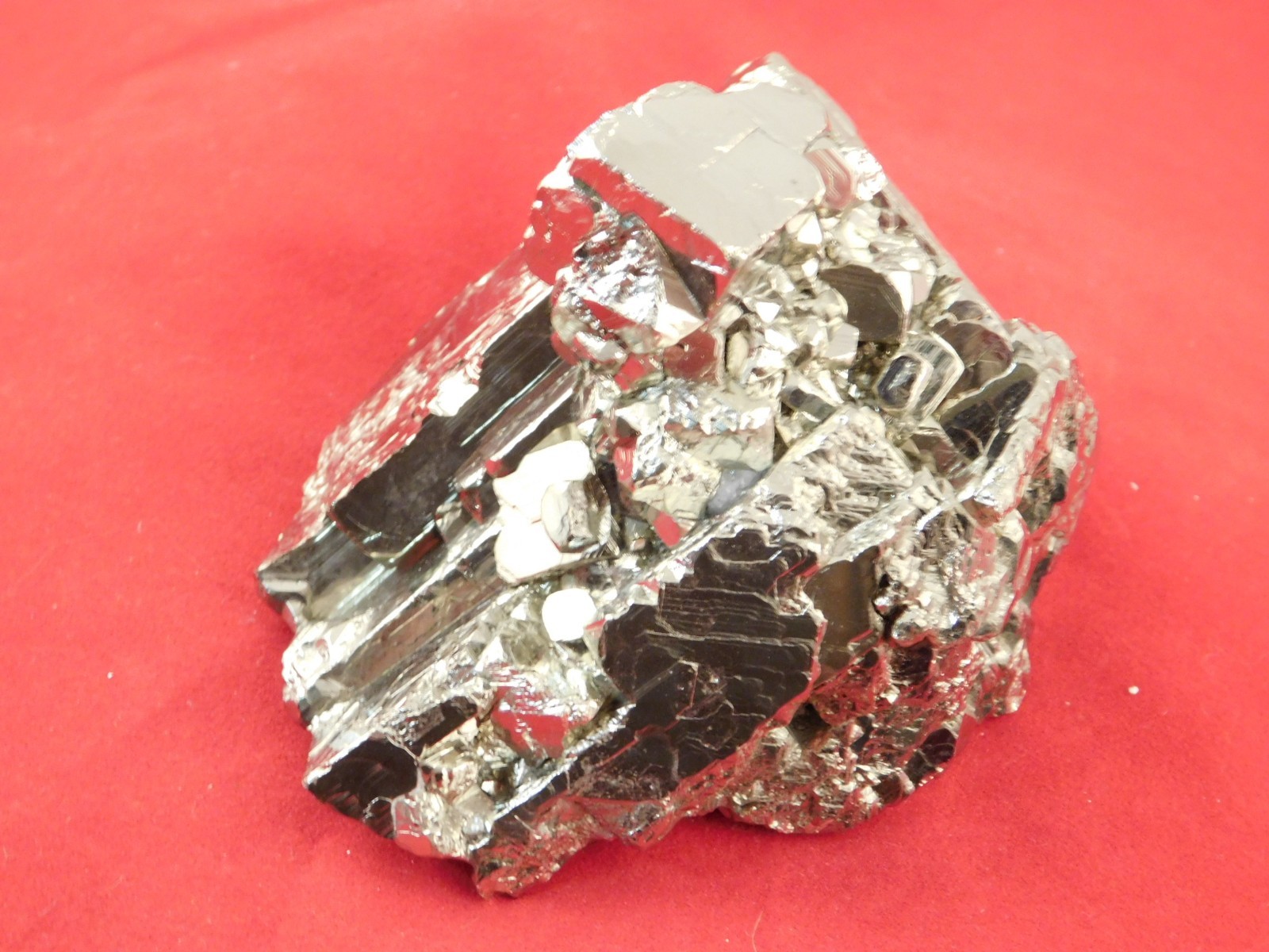 BIG! Stepped PYRITE Crystal CUBE Cluster Nice and 100% Natural Peru 631gr