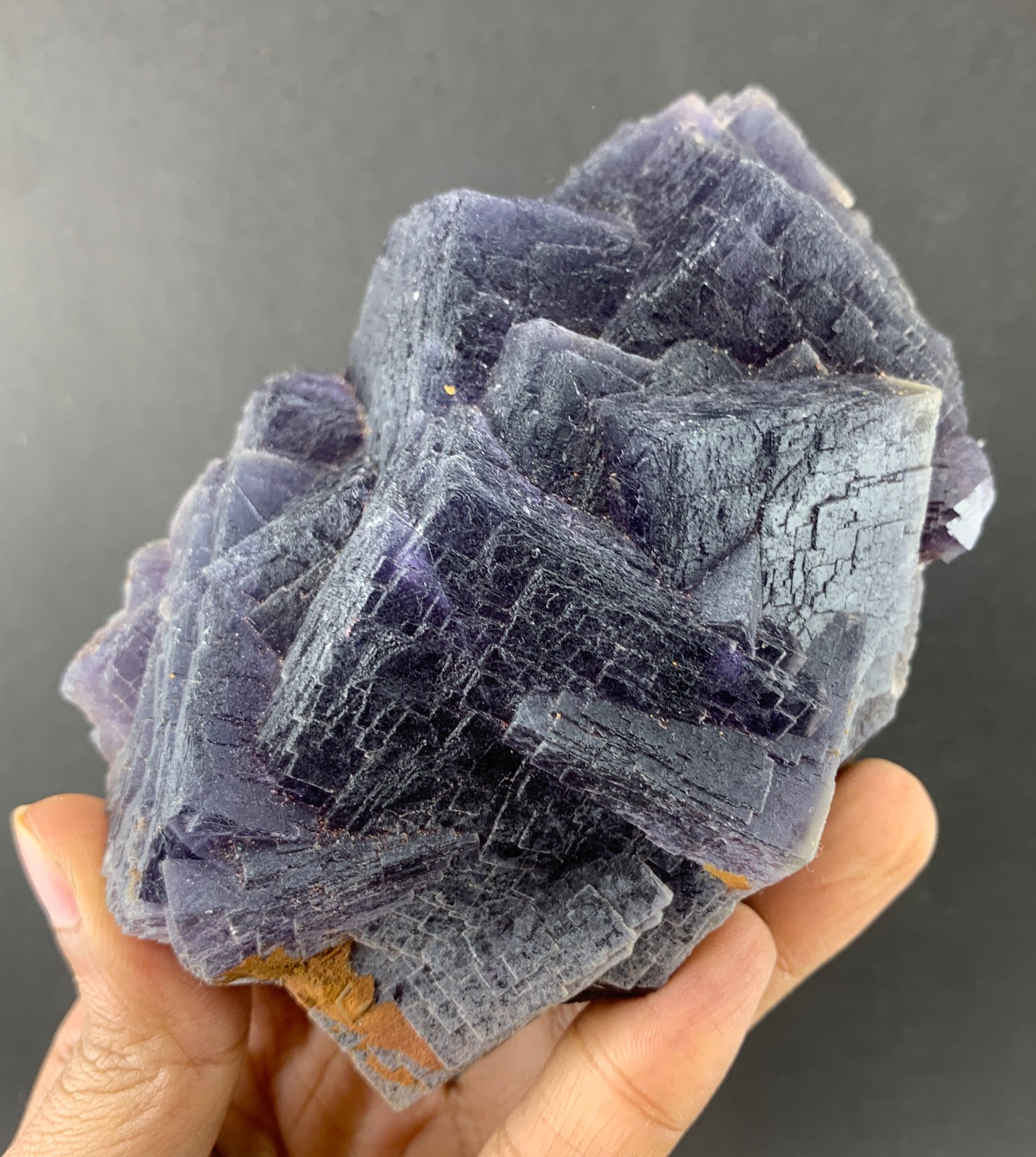 1.3LB NATURAL CUBIC UV REACTIVE FLUORITE CRYSTAL MINERAL SPECIMEN COLOR CHANGE.