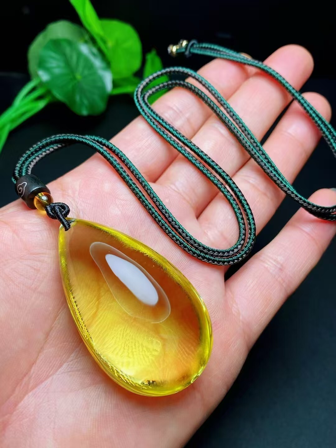 Natural and Exquisite yellow Citrine Pendant Mother’s Day Gift