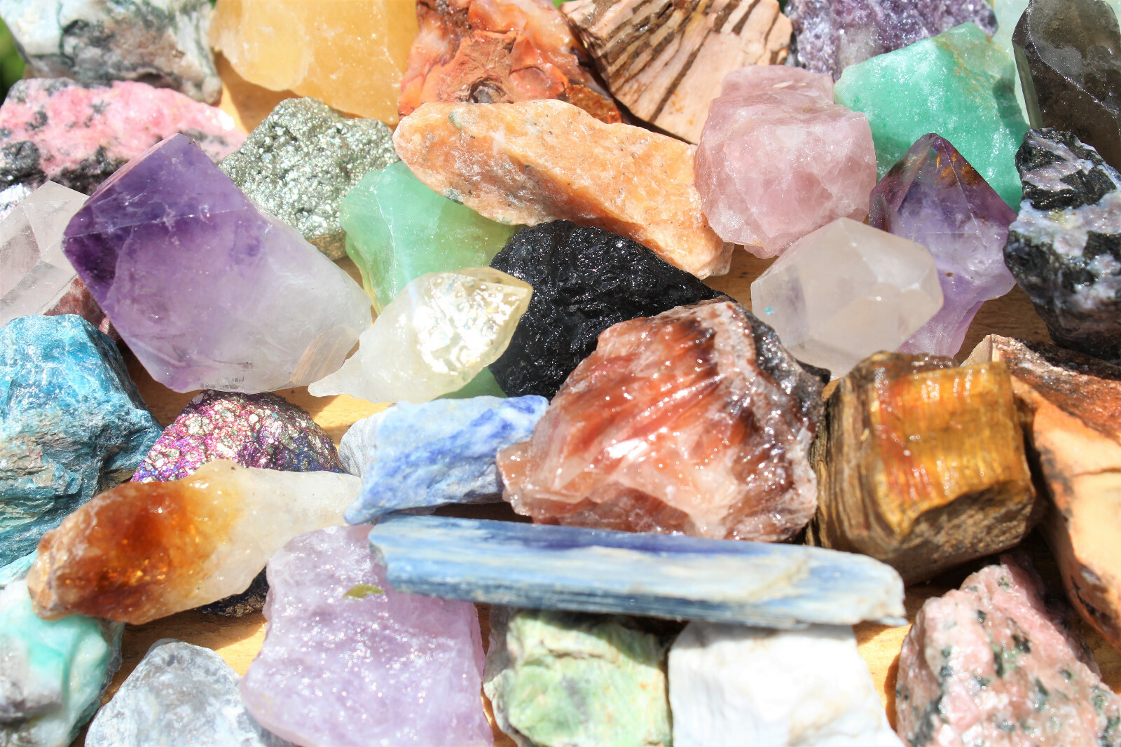 Bulk Mixed Crafters Collection: Gems Crystal Natural Rough Raw 2 lb Lot!