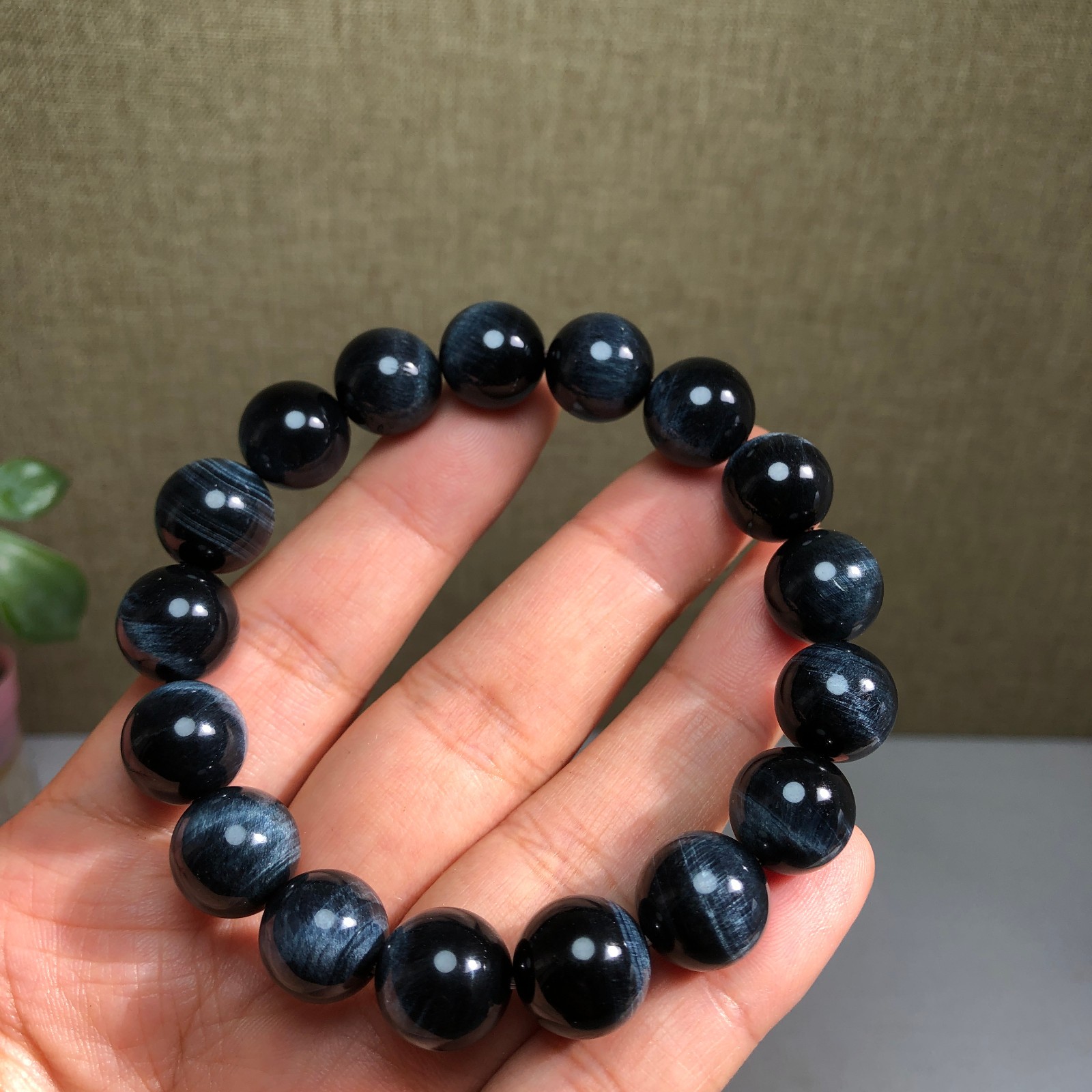 12mm Natural blue tiger eye Crystal Quartz chain beads bracelet 43g A1392