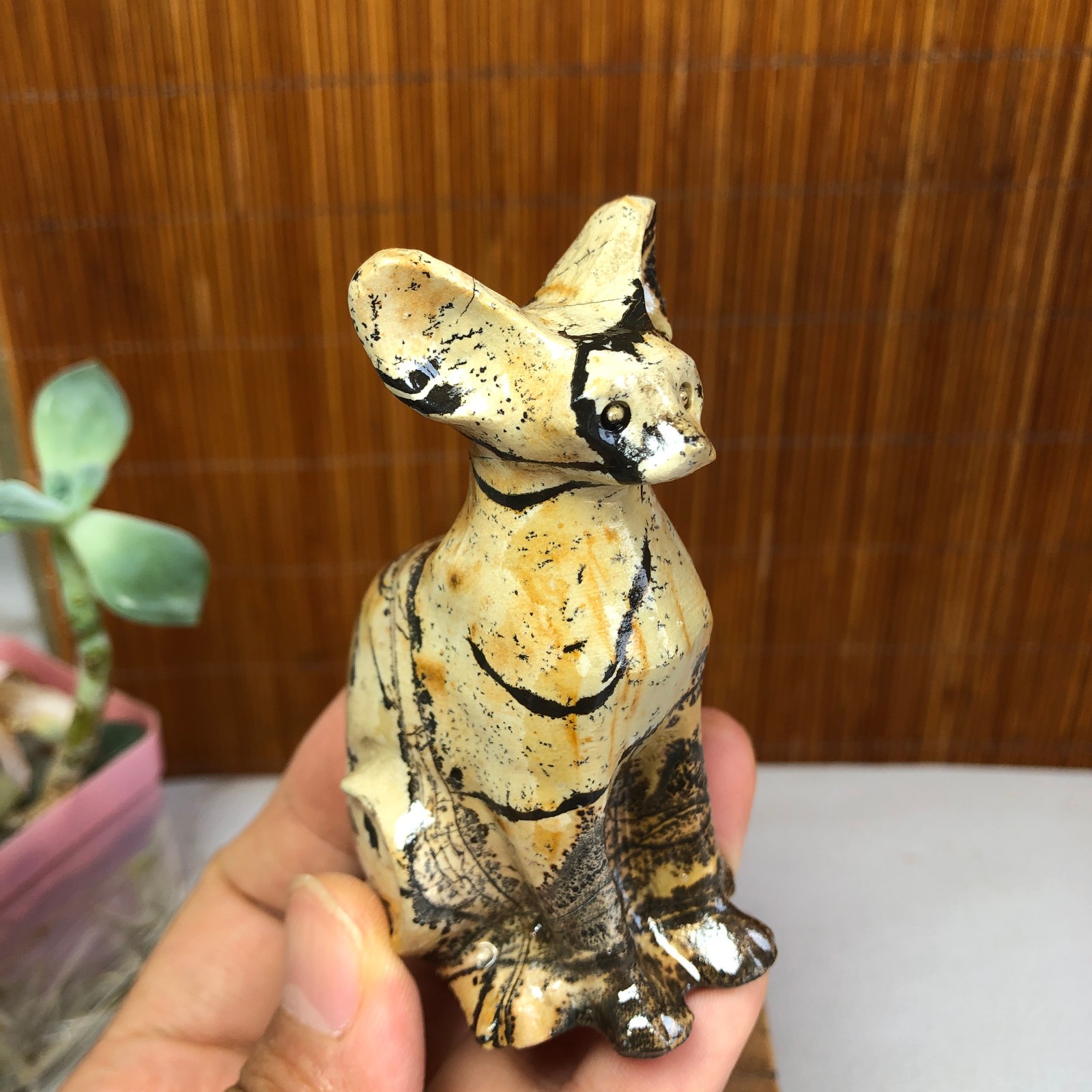 Rare Natural Traditional Chinese Painting Hand Carving Animal Model 136g g8397