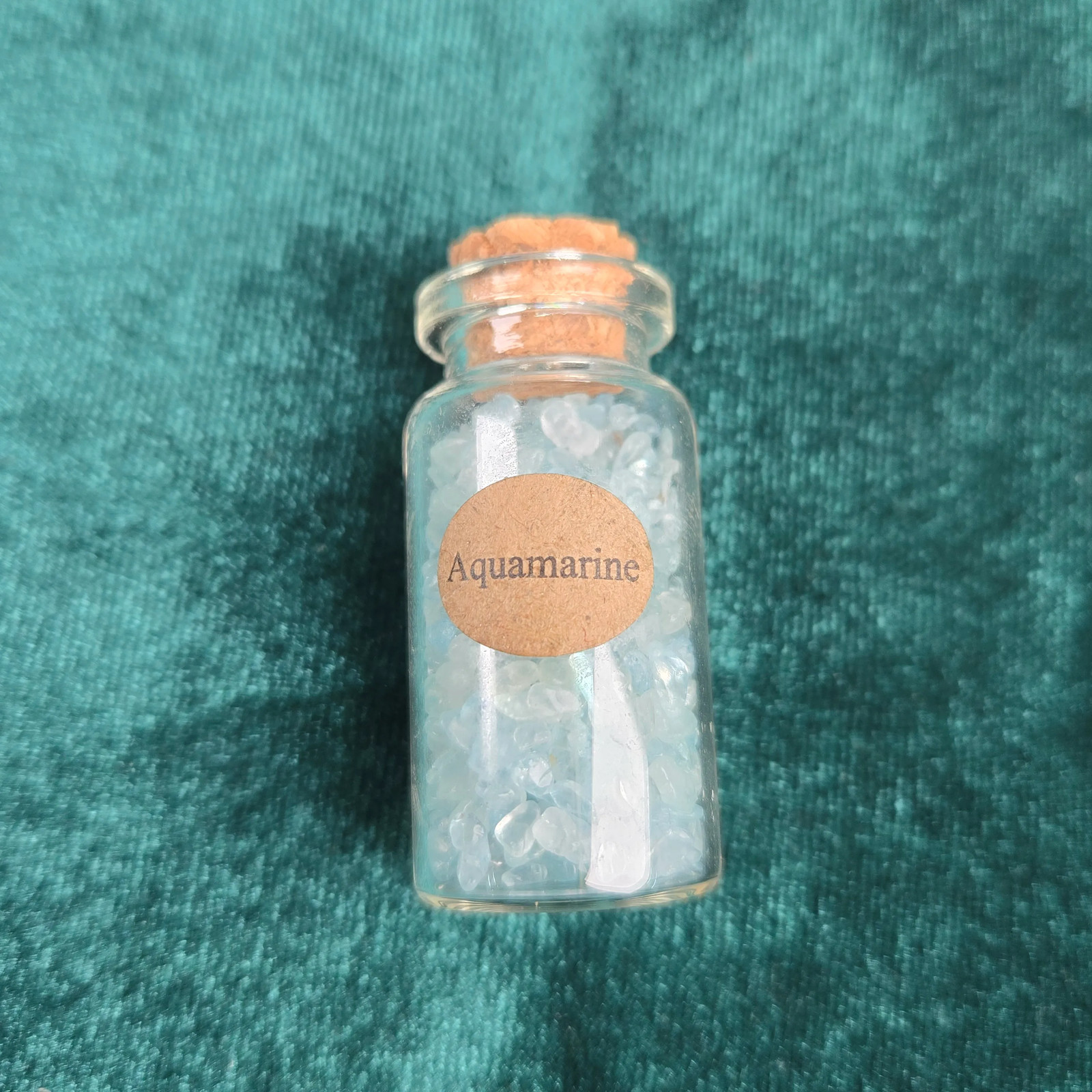Gemstone Crystal Chip Set 5 Bottles Aquamarine Tiger’s Eye Obsidian Garnet