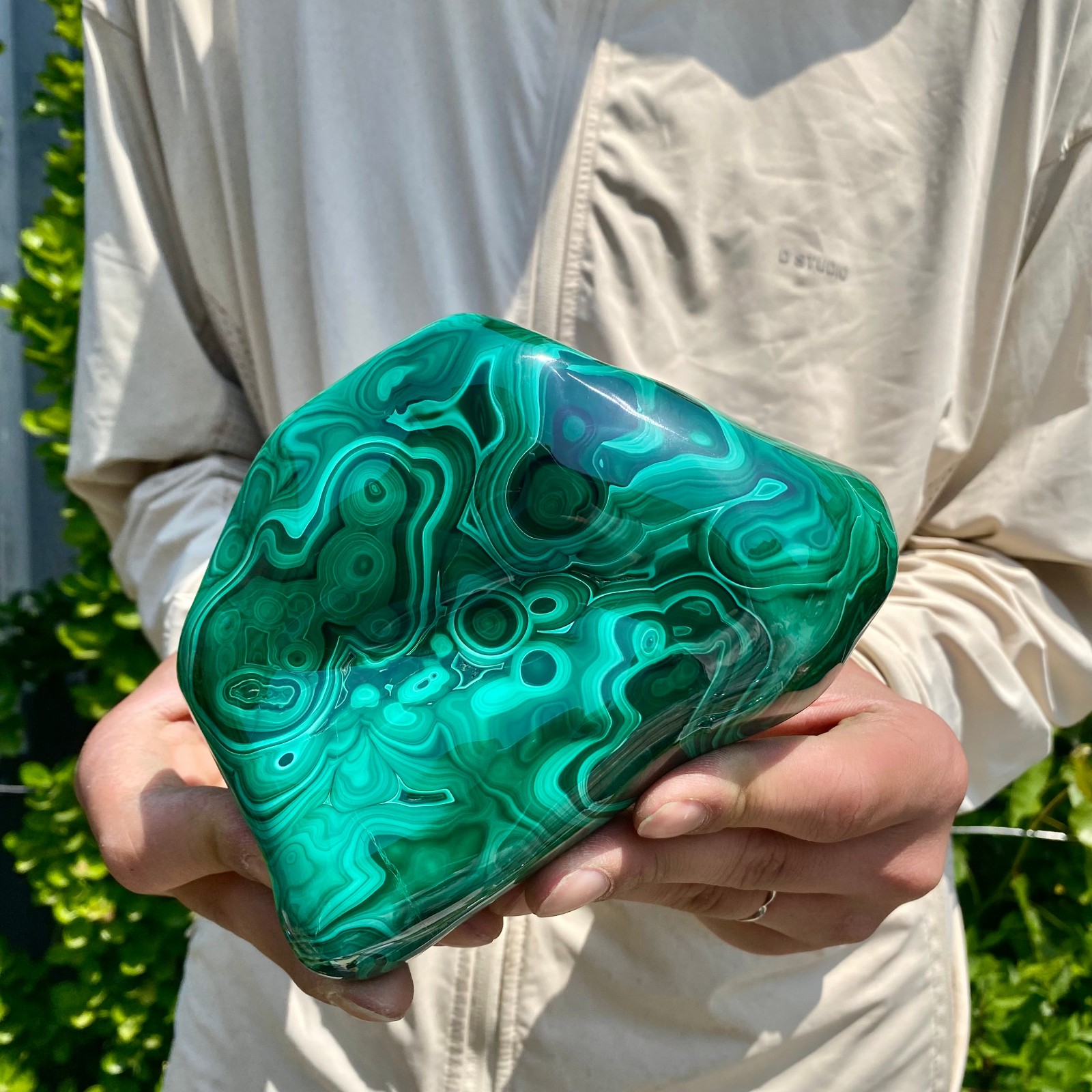 3.74LB Natural glossy Malachite transparent cluster rough mineral sample
