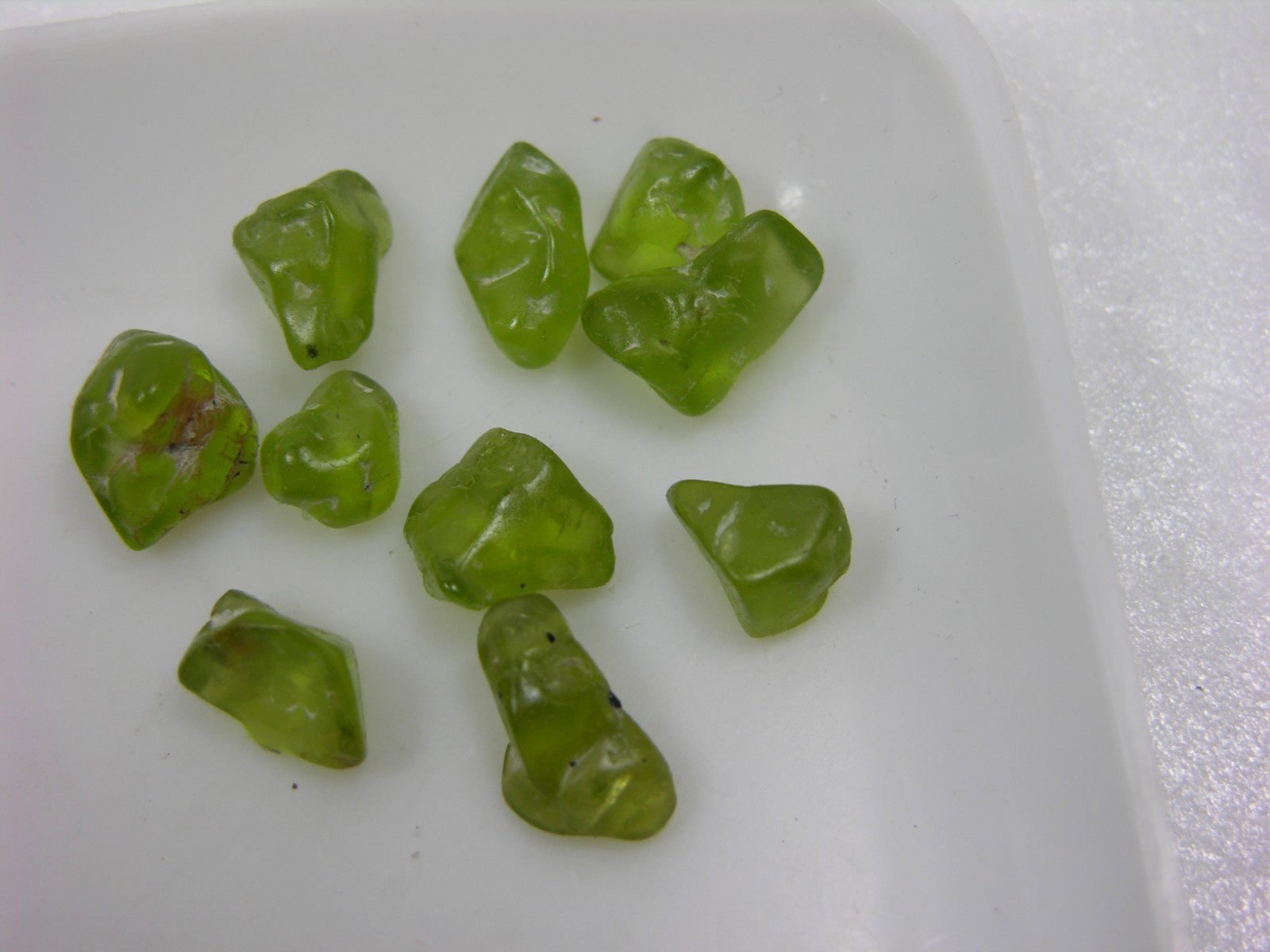 37.25ct Arizona USA Guarantee 100% Natural Tumbled Rough Peridot 7.45g 7-13mm