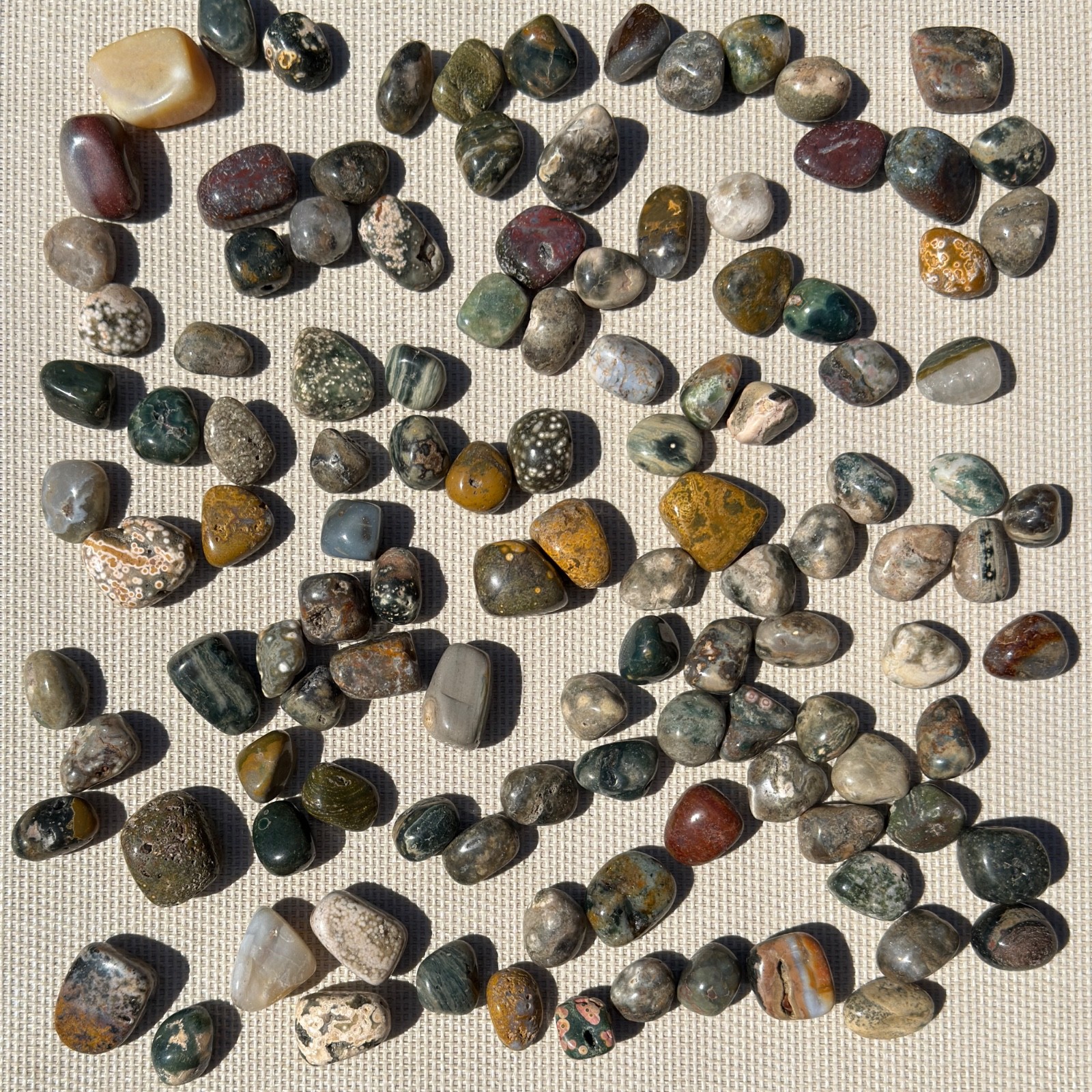 Wholesale Lot – 2 lbs Natural Ocean Jasper Tumbled Crystals – Nice Quality