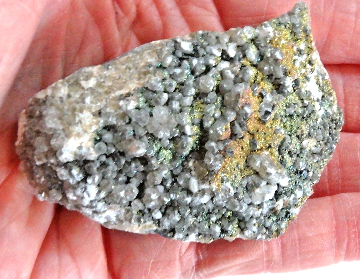 💚✨Rainbow Chalcopyrite on Calcite 💚 94.8 grams Lots of Sparkles