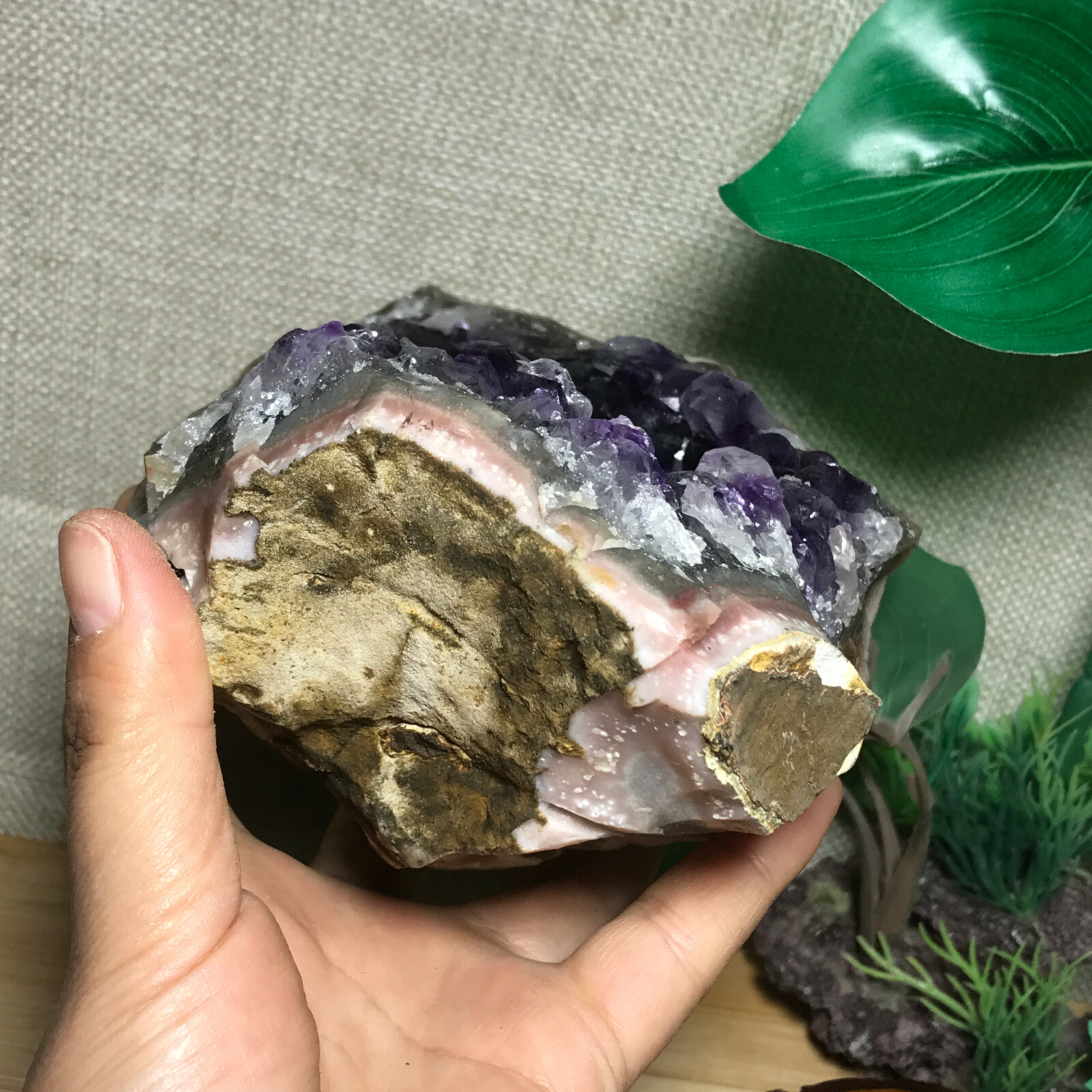 1607g Natural Uruguay Deep Purple Crystal Quartz Amethyst Geode Clusters 01