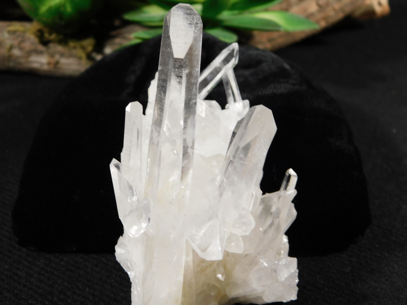 SUPER! TRANSLUCENT Quartz Crystal Cluster Collier Creek ARKANSAS 130gr