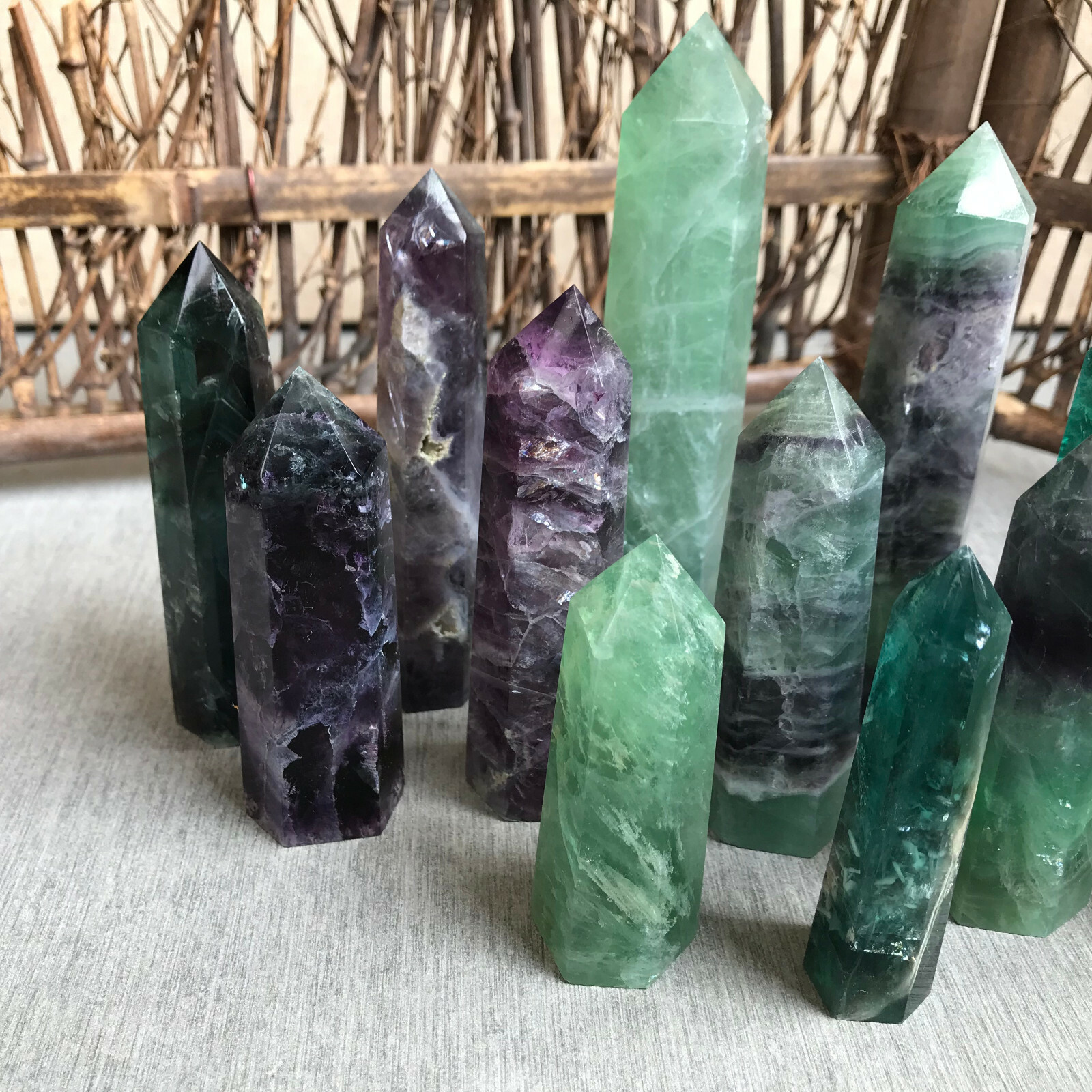 2.2LB natural fluorite quartz crystal obelisk wand point healing 55-100mm
