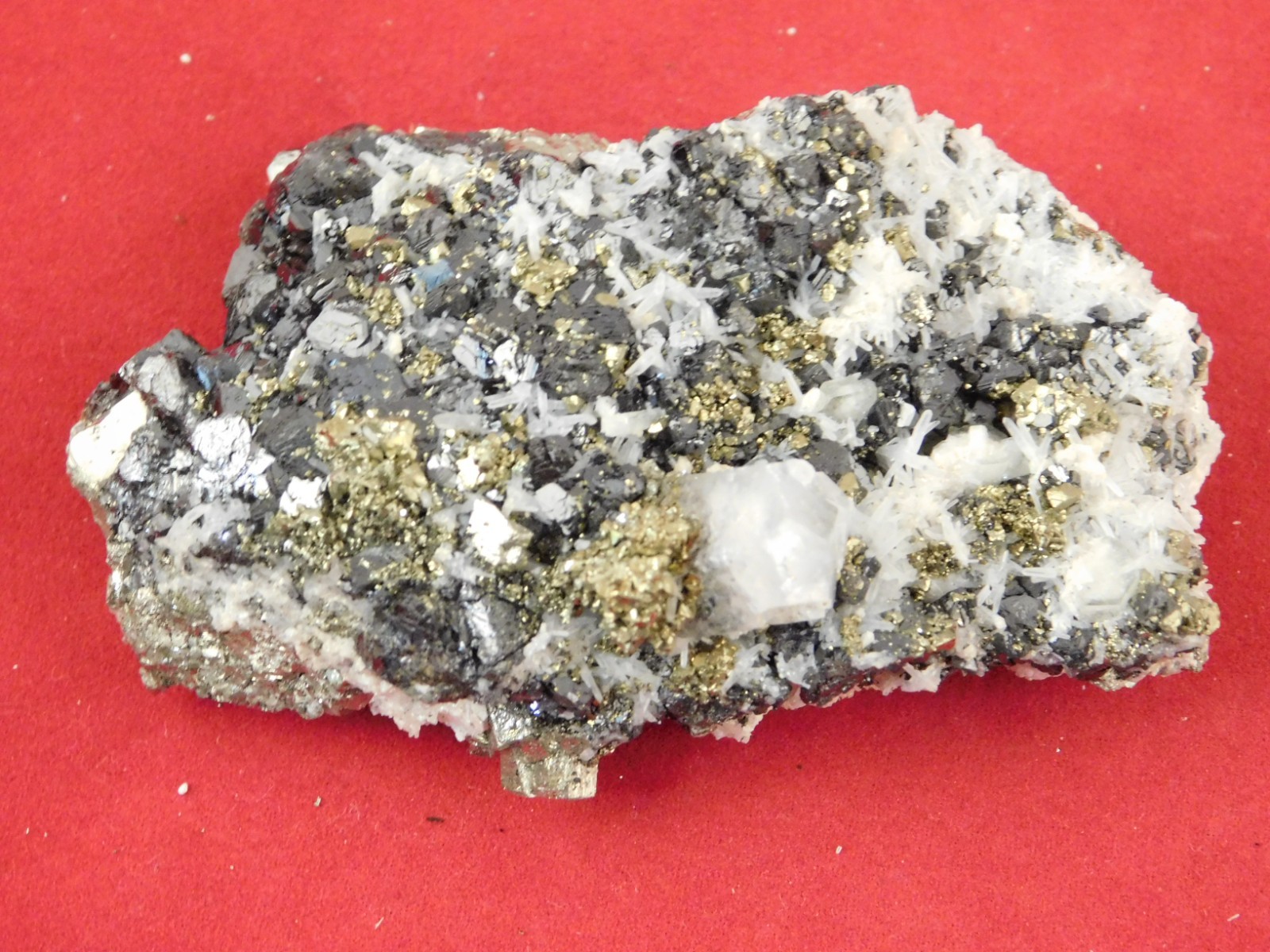 Sphalerite Crystal Cluster with Chalcopyrite Calcite and Pyrite 116gr