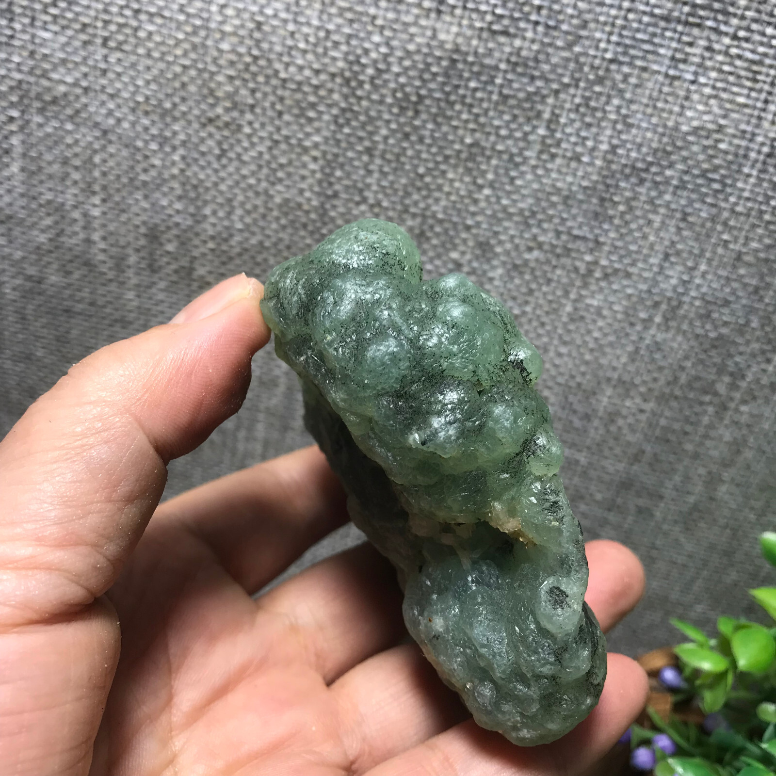 219g Natural Green chalcedony grape agate crystal specimen Indonesia 09