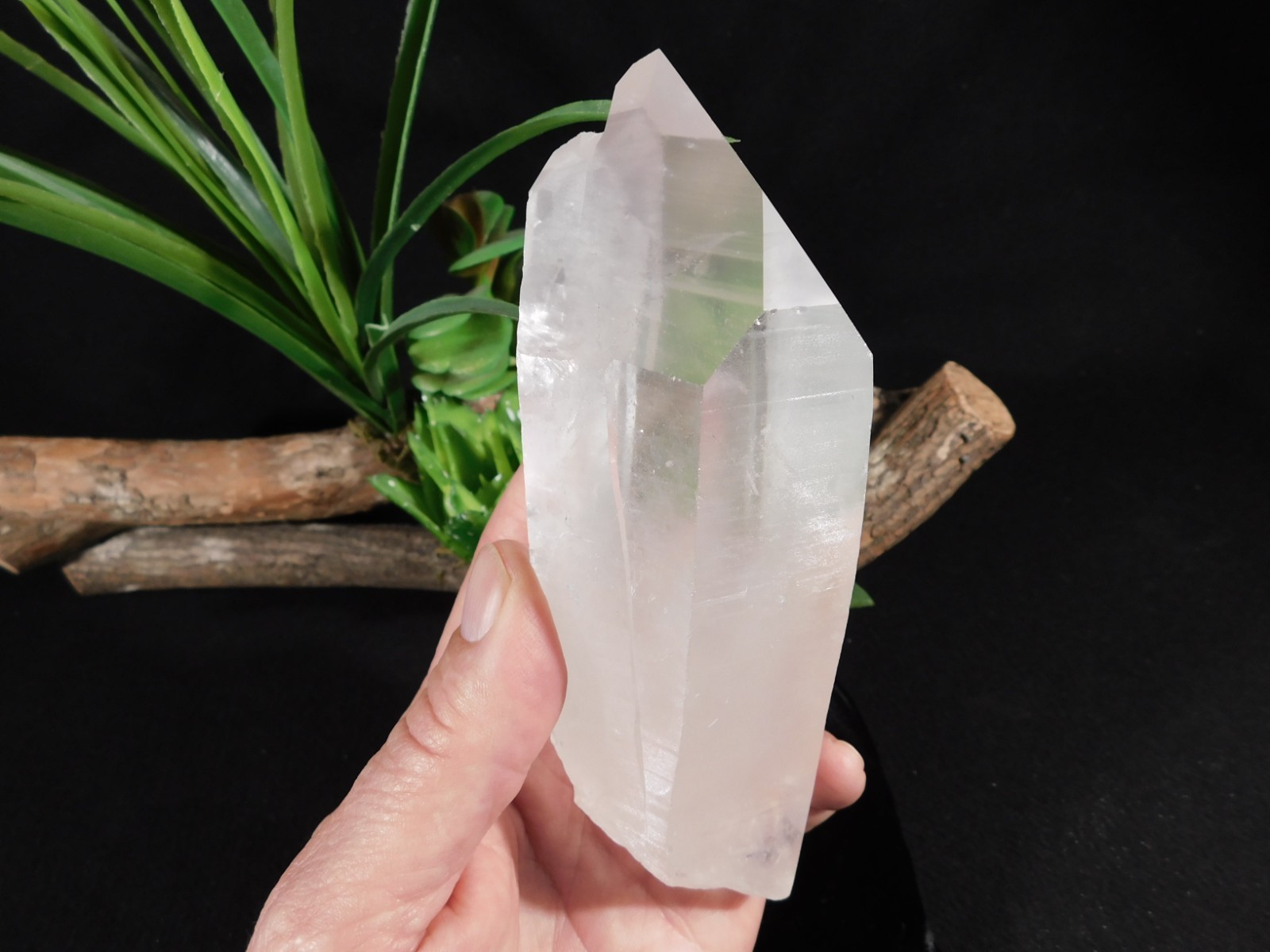 Big! Semi Translucent LEMURIAN Quartz Crystal From Brazil 710gr