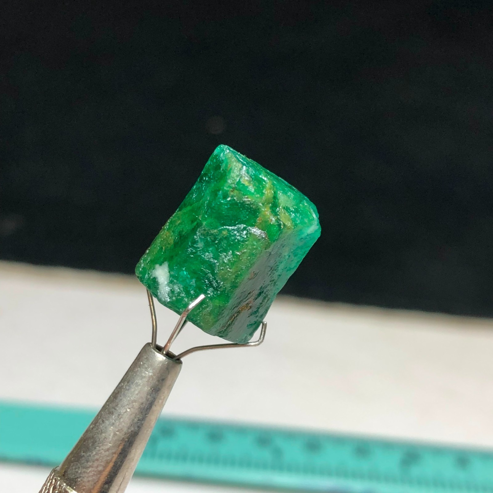 21.40 Carats Natural Vivid Green Rough Emerald Crystal from Swat Pakistan Mined