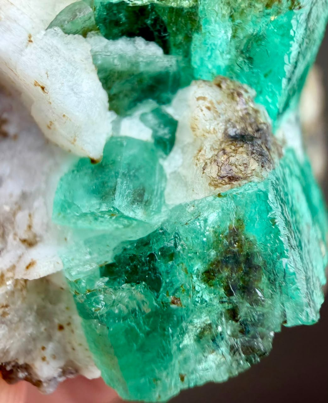 446 Ct ,Full Terminated Natural Green Emerald Crystals Bunch on Matrix, KPK Pak