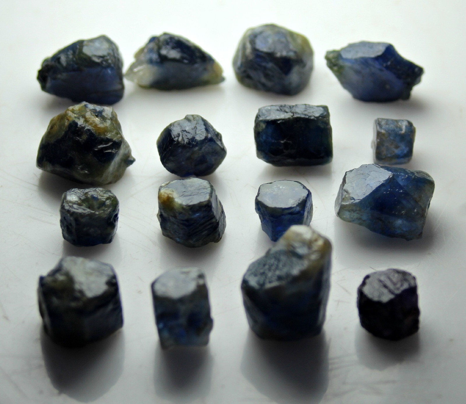 Blue Sapphire Kashmr 80 Ct natural Blue Sapphire Crystals Kashmir Paksitan