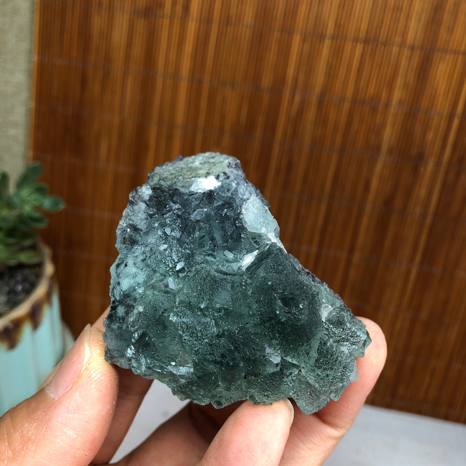 61-42-30mm Rare Natural Green Calcite fluorite Mineral Specimen 85g A6126