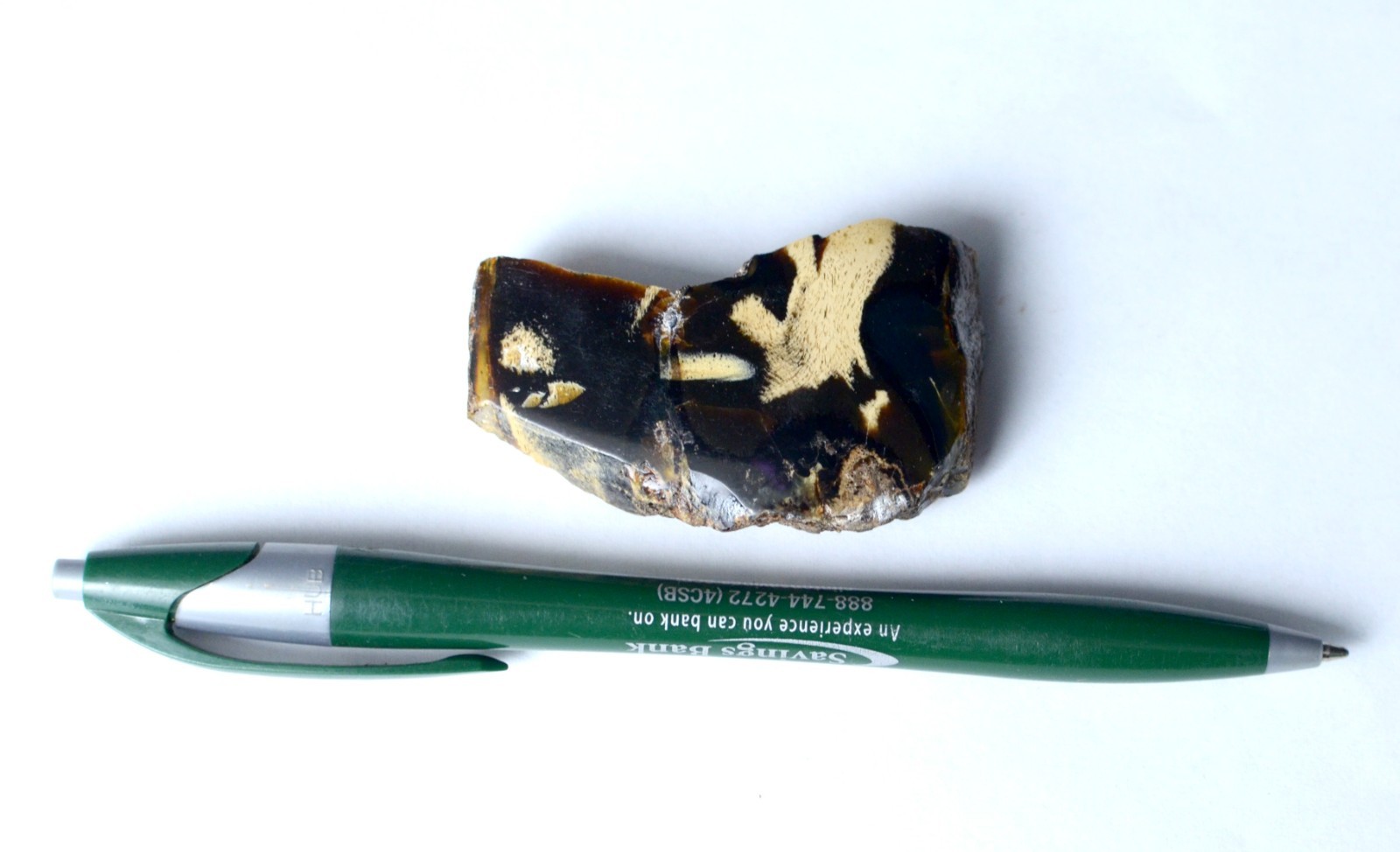 Polished Blue Amber | UV Reactive Amber Indonesia B116