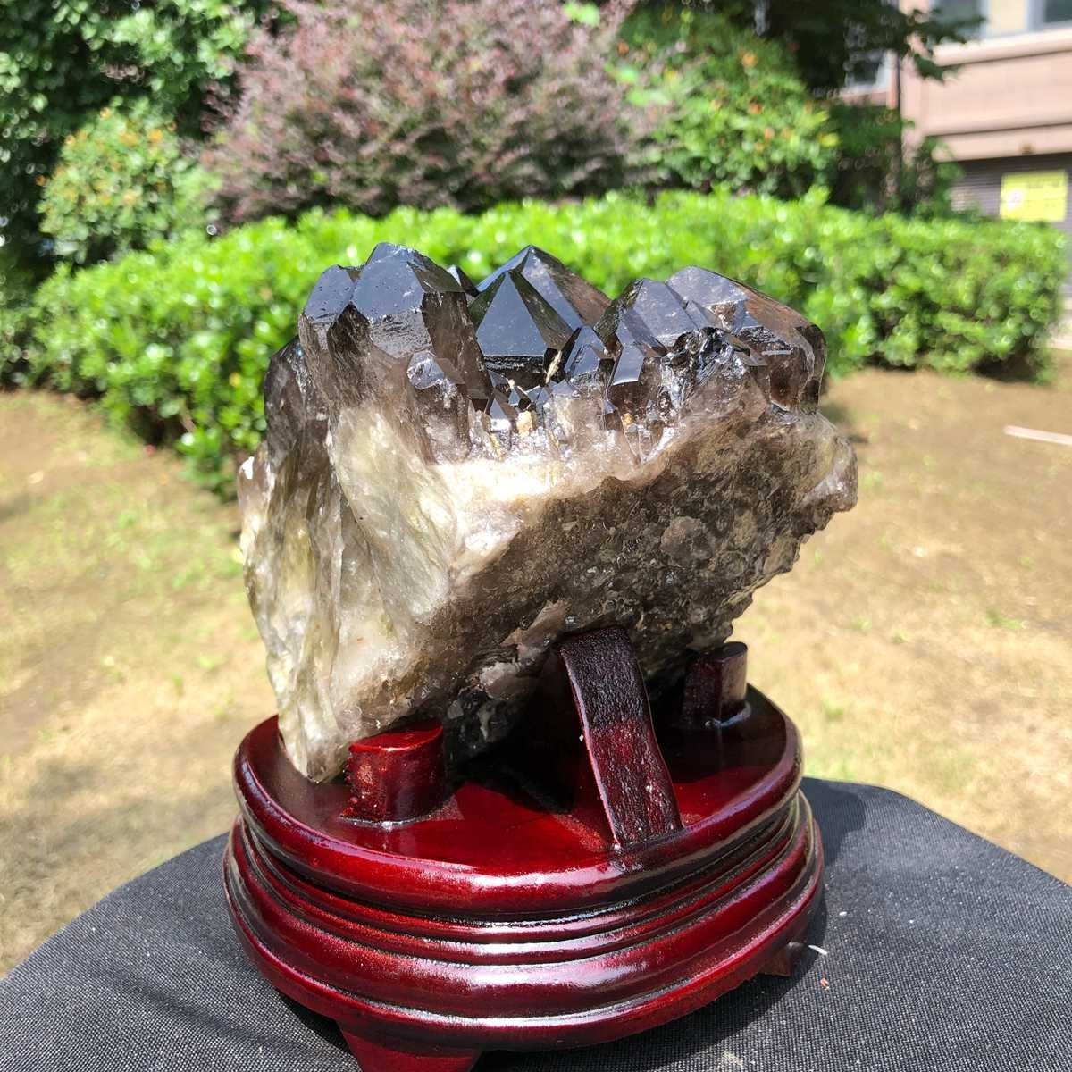 3340g Natural tea crystal specimen + pedestal MH1800