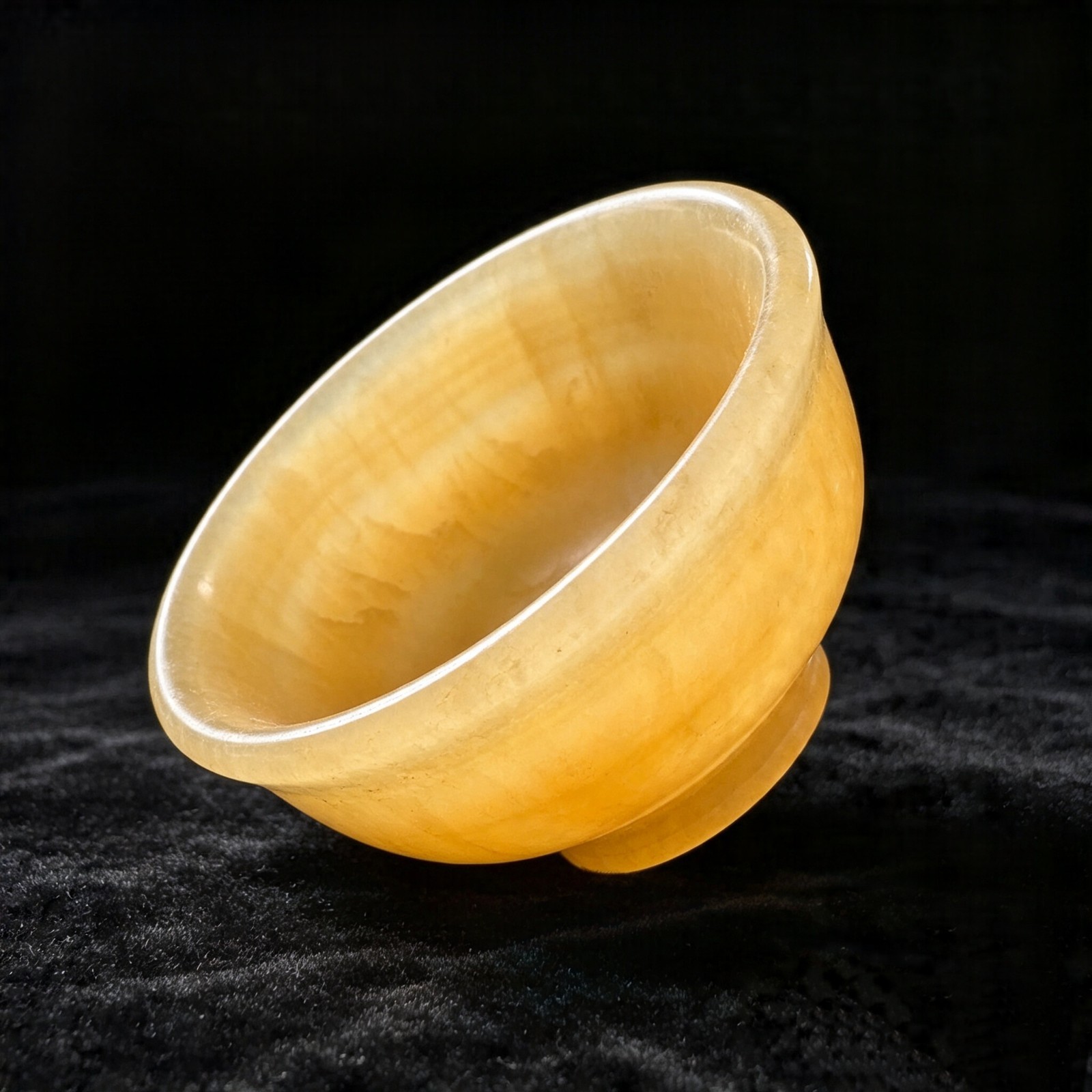 Hand Carved Natural Jade Bowl – Collectible Crystal Desk Decor Jewelry Holder Ar