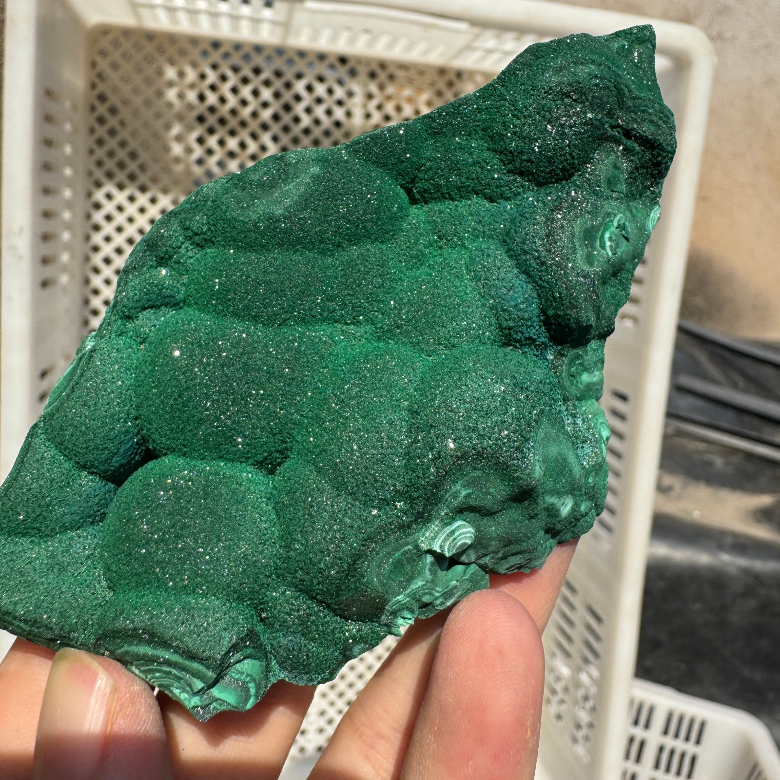 205G Natural glossy Malachite transparent cluster rough mineral sample