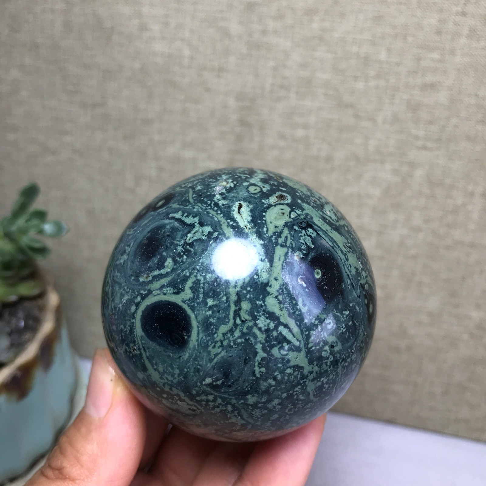 Top Natural Green Kambaba jasper quartz crystal sphere ball healing 328g A4813