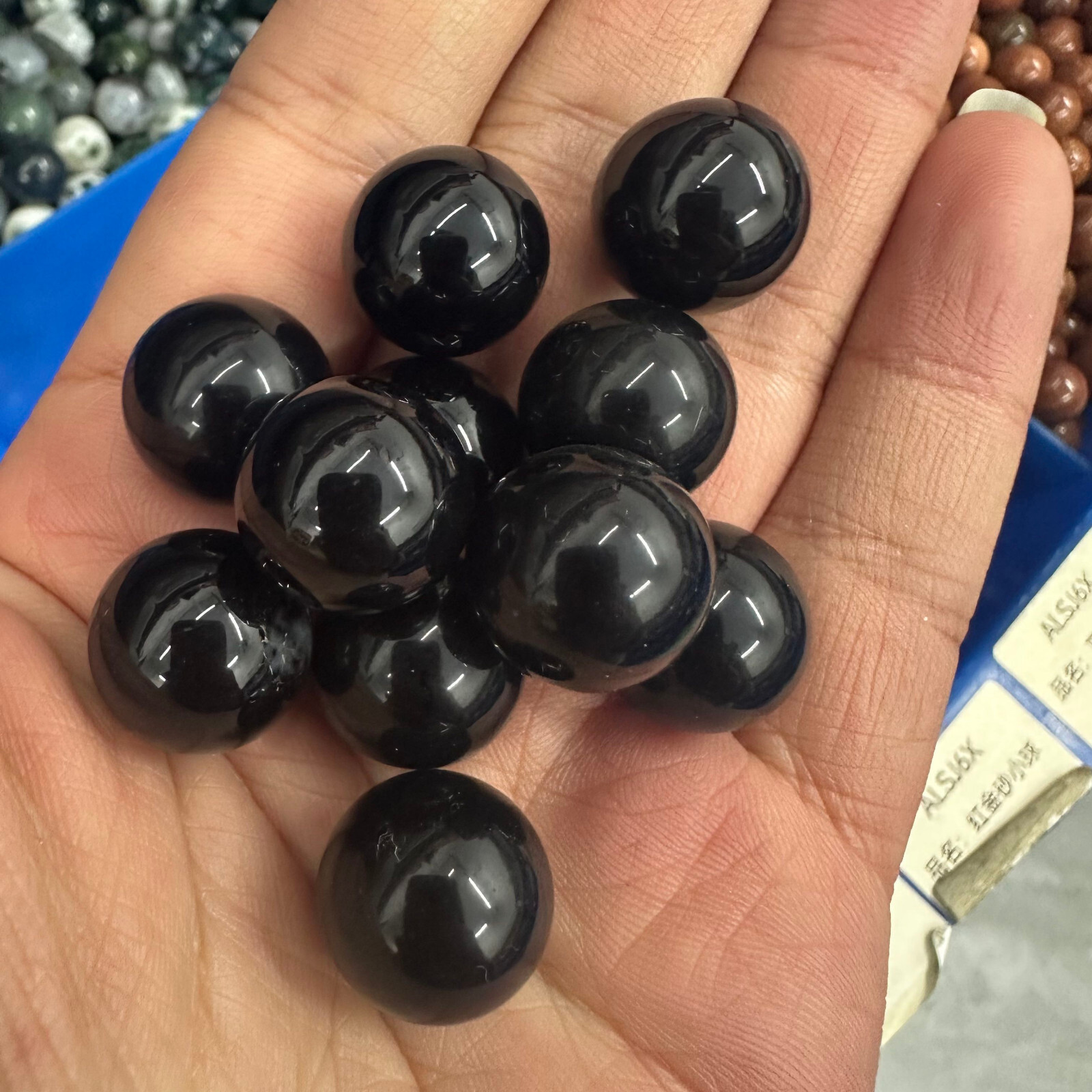 10PC Wholesale Natural Obsidian Ball Quartz Crystal Sphere Energy Healing Stone