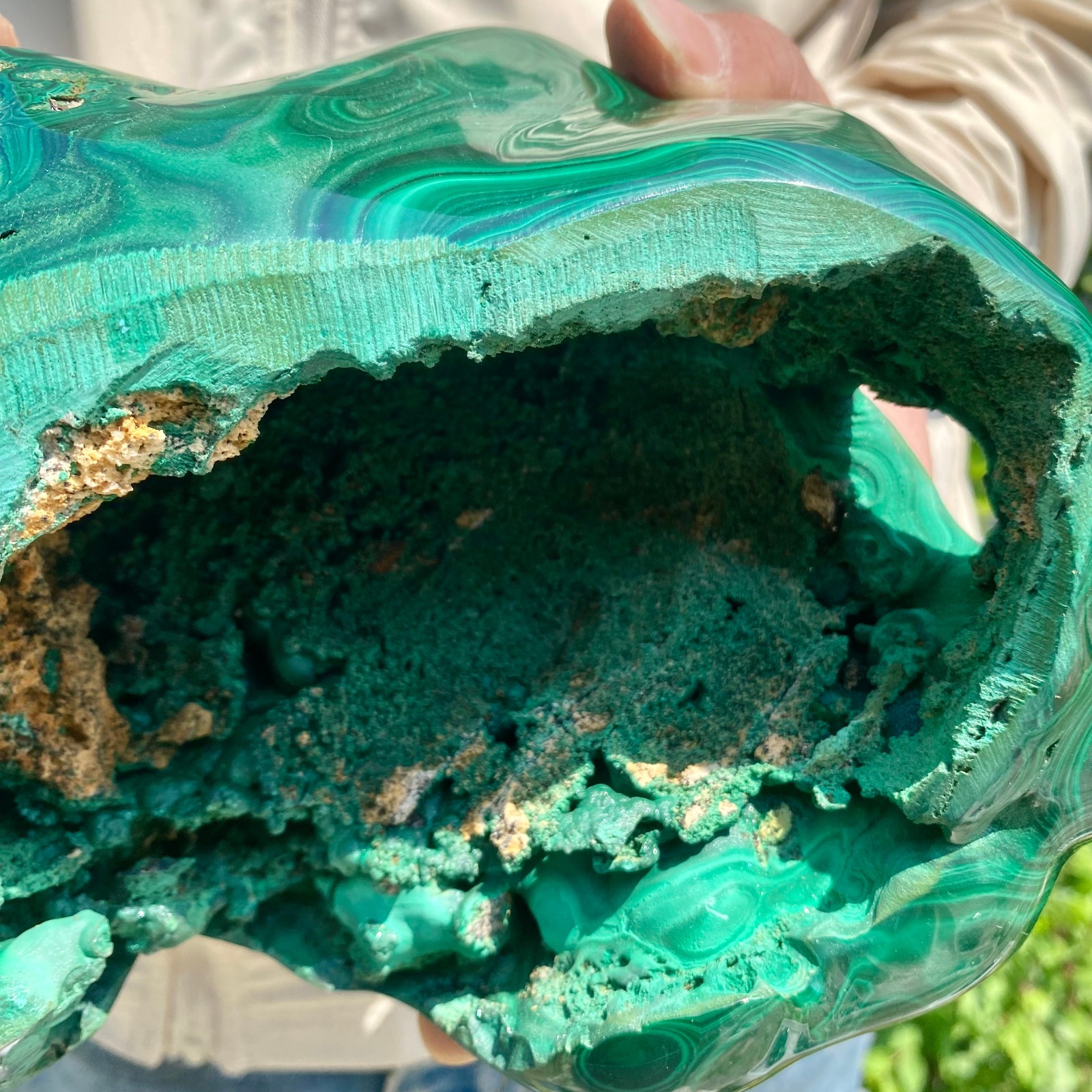 9.47LB Natural glossy Malachite transparent cluster rough mineral sample