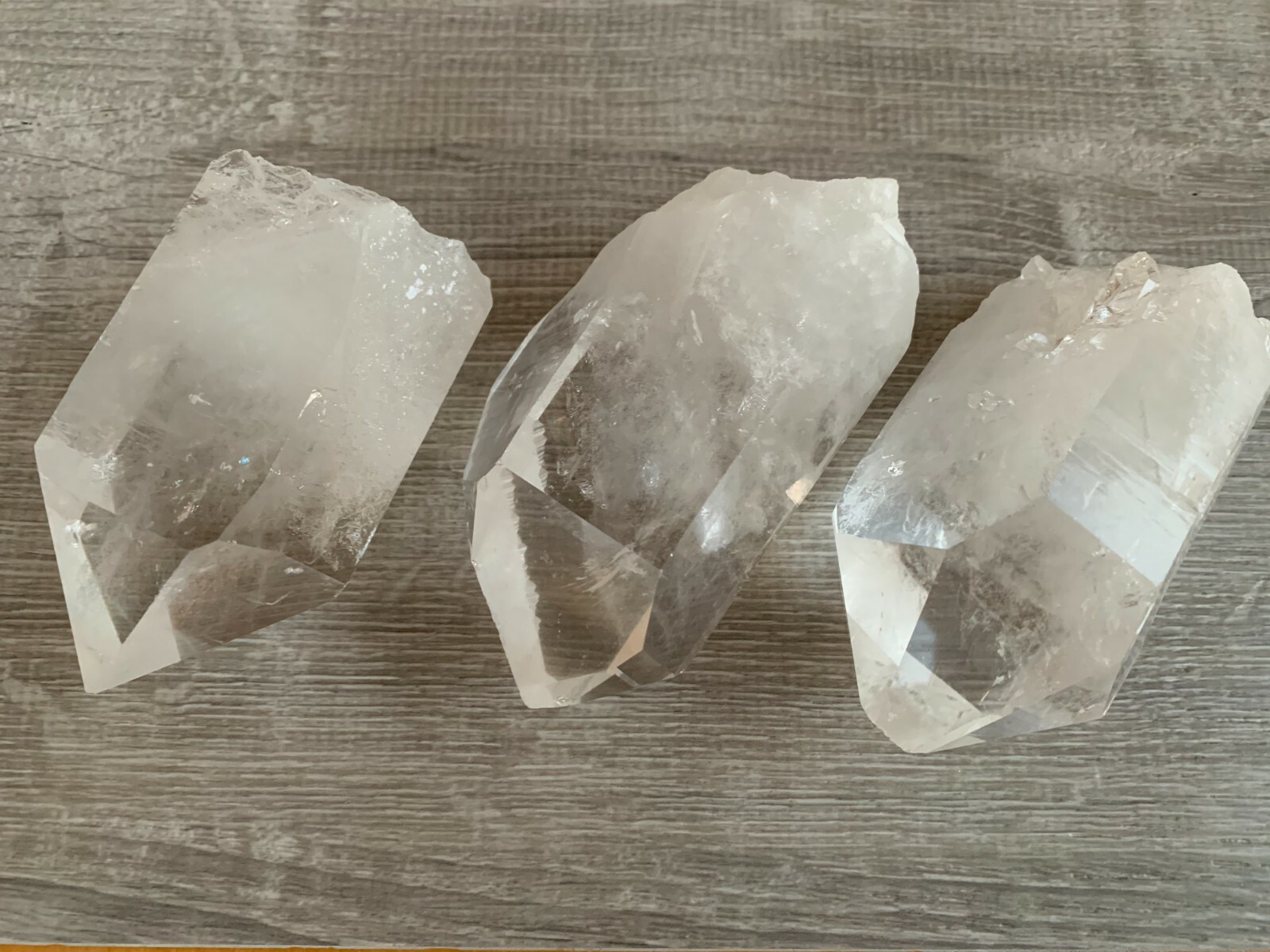Grade A++ Extra Large Natural Clear Quartz Points, 2 to 6 Inch Quartz Crystals
