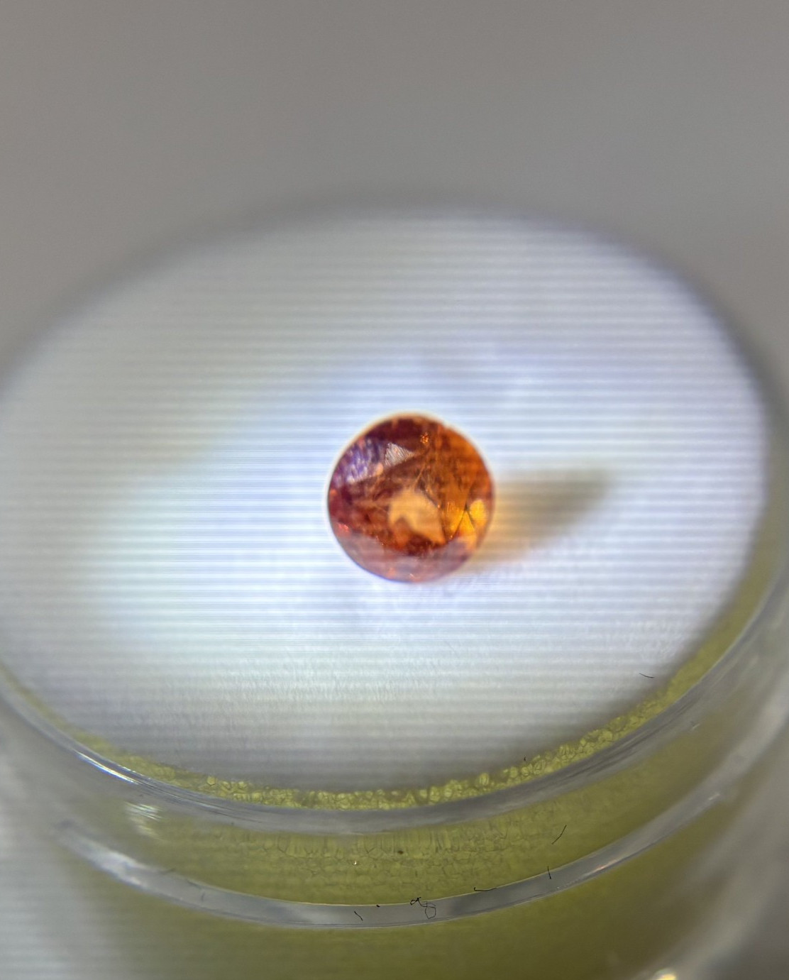 Brazilian red spessartite garnet 1.0 carat. Gemstones and crystals auction