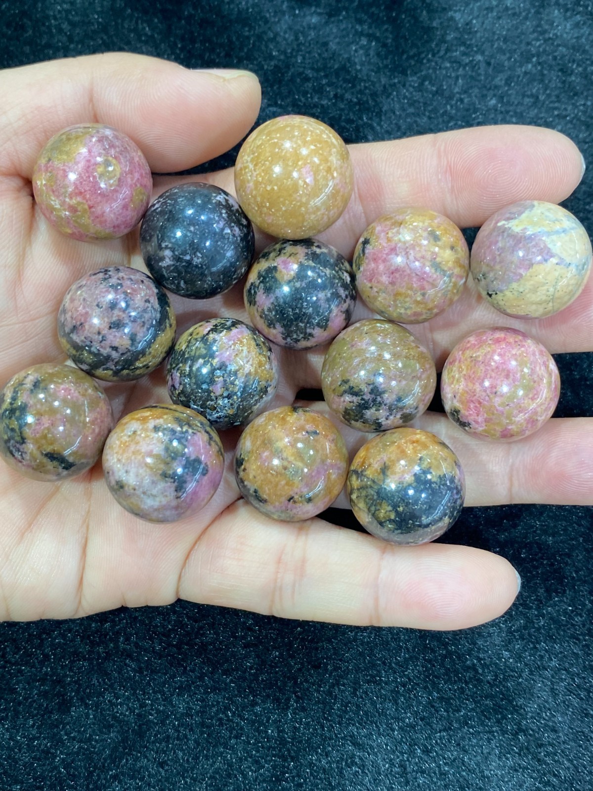 5pc Natural rhodonite jasper Sphere Quartz Crystal Carved 20mm ball healing gift